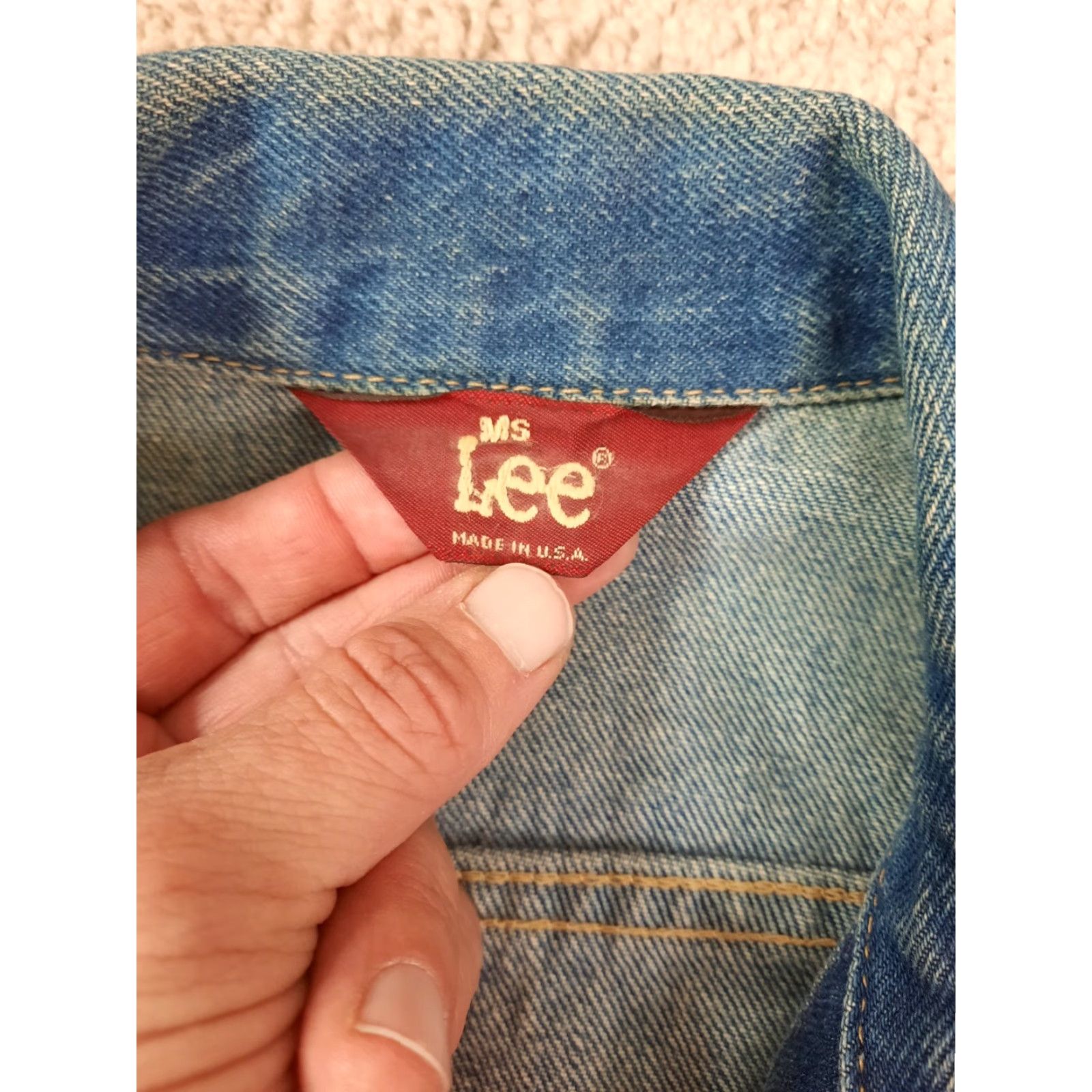 Lee VINTAGE Lee Denim Trucker Jacket Coat Womens Medium Distressed USA Blue Jean Jacket Size 32" / US 10 / IT 46 - 3 Thumbnail