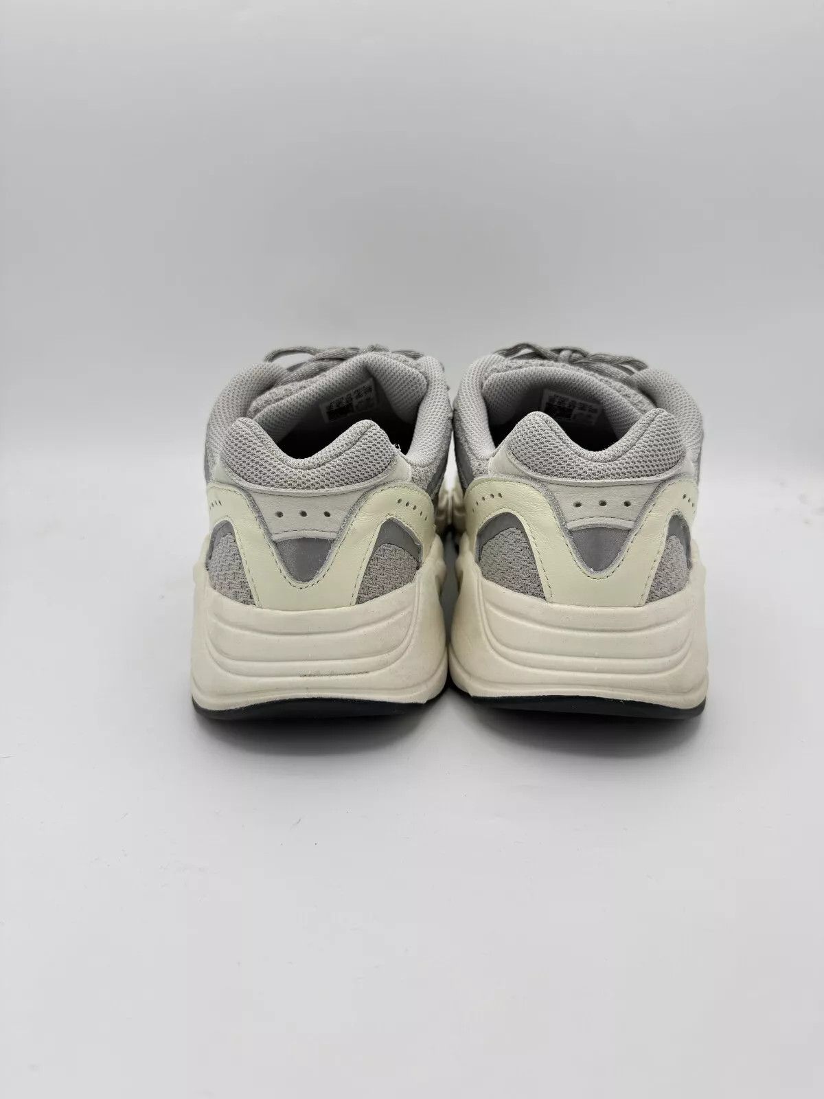 Adidas adidas Yeezy 700 V2 Static Gray Size US 10 / EU 43 - 3 Thumbnail