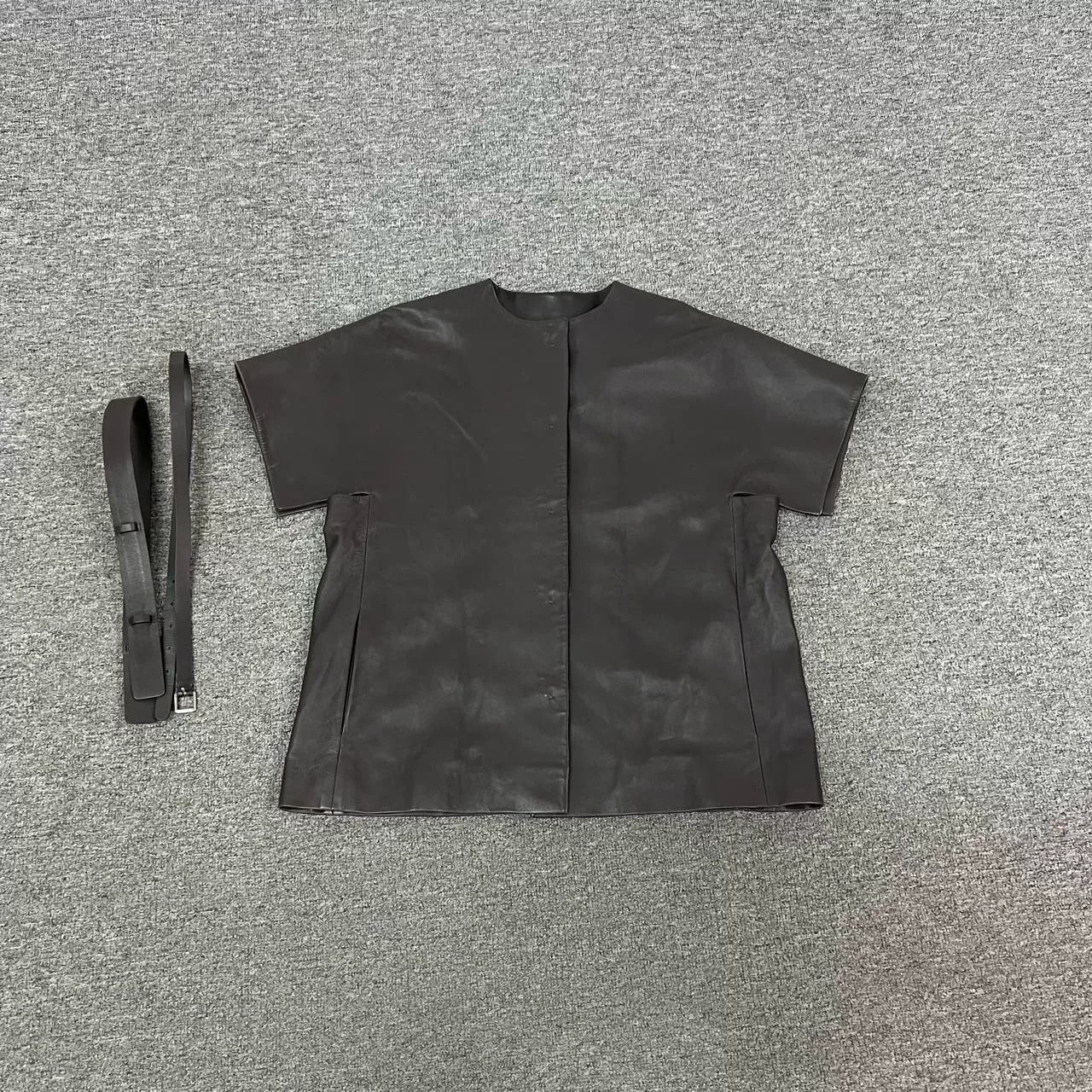 Dior Dior Runway Lambskin Short-sleeve Leather Jacket Size XS / US 0-2 / IT 36-38 - 1 Thumbnail