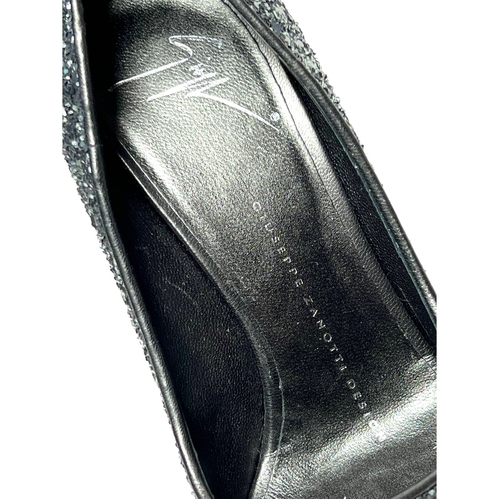 Giuseppe Zanotti Giuseppe Zanotti Womens Heels Silver Pumps Shoes Size 35.5 Size US 5.5 / IT 35.5 - 7 Thumbnail
