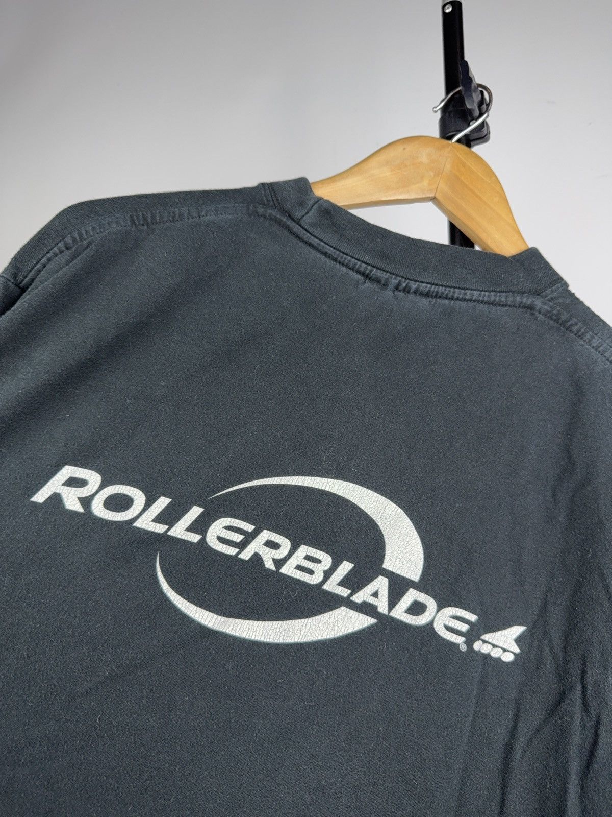 Warner Bros 2000 Retro Vintage Y2K Rollerblade x Looney Tunes Wile E Tee Size US L / EU 52-54 / 3 - 16 Thumbnail