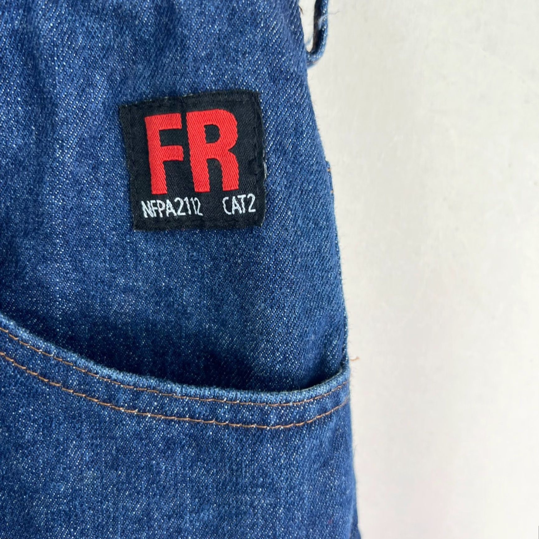Vintage TITICACA FR Cat 2 Flame Resistant Blue Jeans Mens Size 34 X 31 Denim 5-Pocket Straight High Rise USA Cat Cowboy 90s Style Mens Size US 34 / EU 50 - 4 Thumbnail