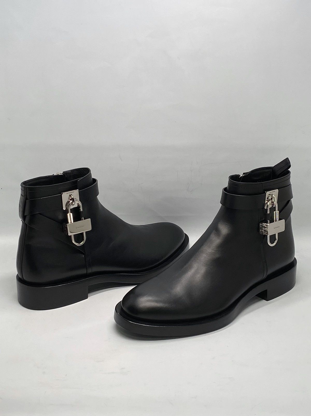 Givenchy Givenchy Padlock Ankle Leather Boots size 42 Size US 12 / IT 42 - 3 Thumbnail