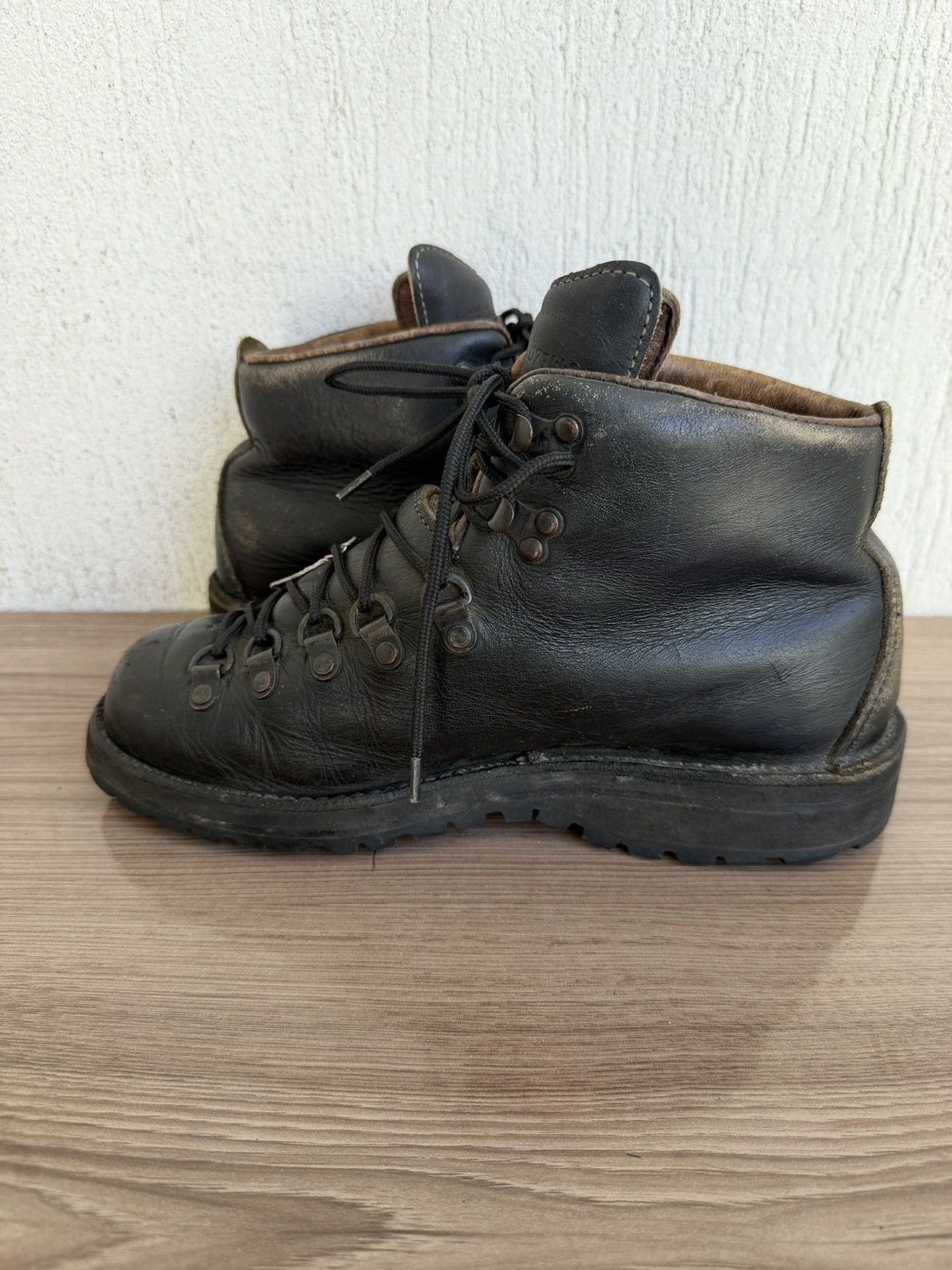 Danner Vintage danner mountain light boots Size US 6.5 / EU 39-40 - 13 Thumbnail