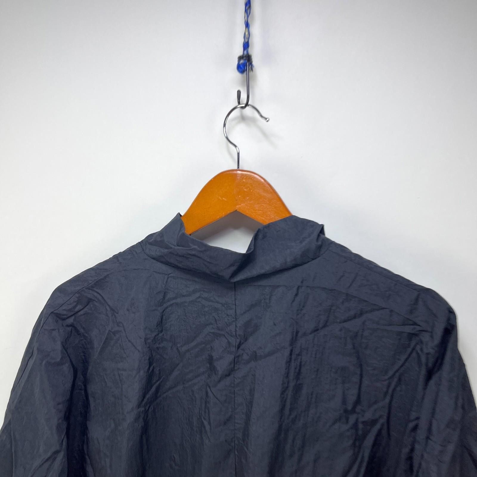 Nike Vintage Nike Big Swoosh Windbreaker Jacket Large Size US L / EU 52-54 / 3 - 8 Thumbnail