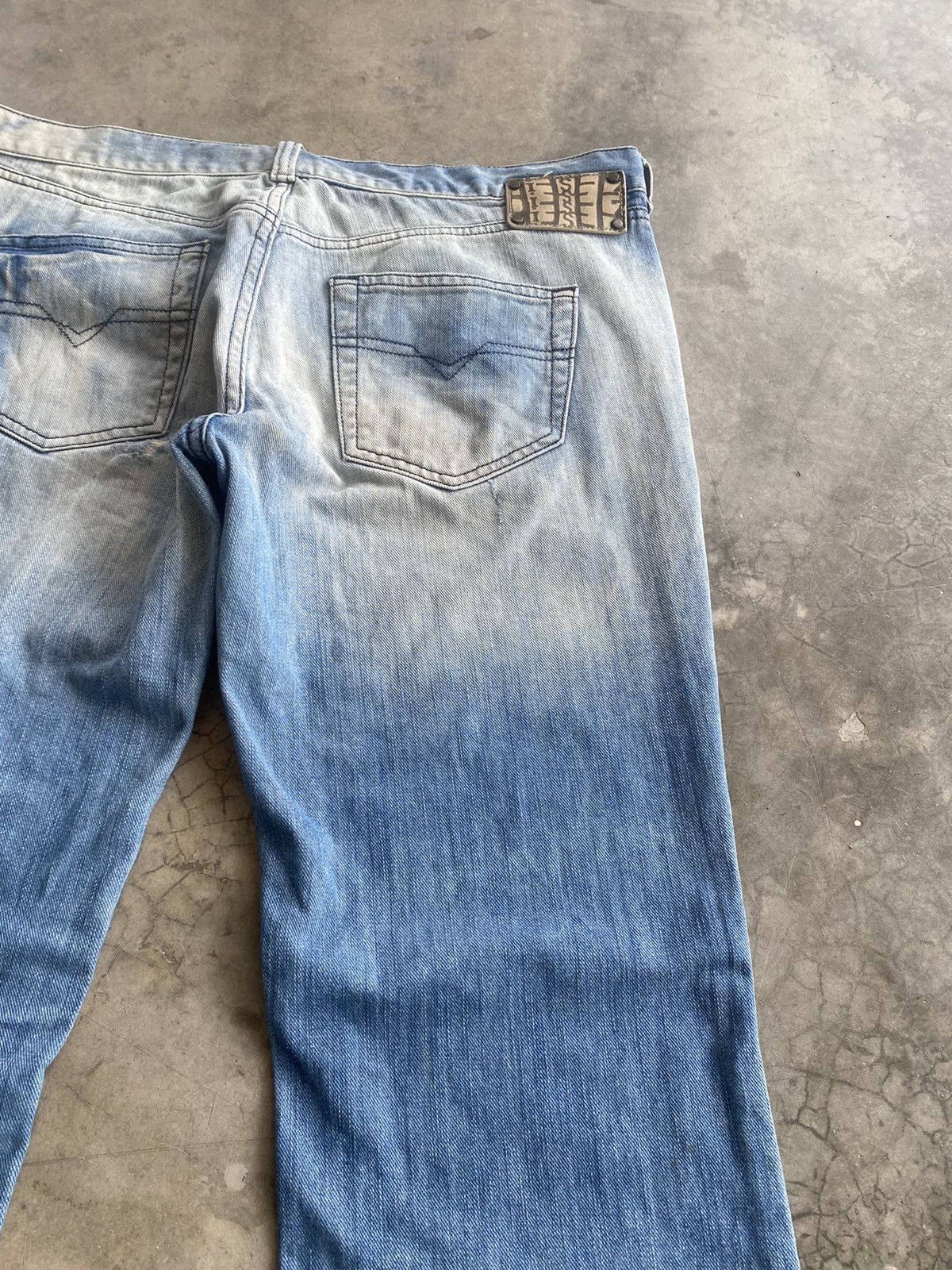 Diesel Flare Jeans Diesel Distressed Denim Low Rise Baggy Jeans Size US 35 - 5 Thumbnail