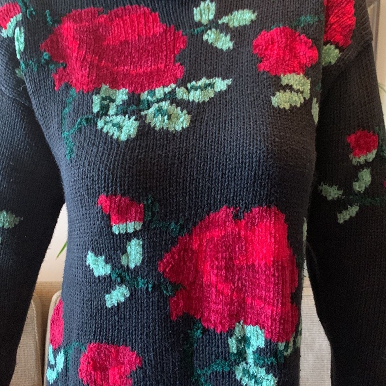 Vintage 80’s Allison Smith Roses floral chenille sweater Size M / US 6-8 / IT 42-44 - 2 Thumbnail