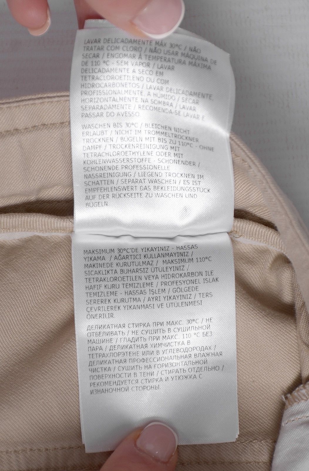 Moncler Moncler 1952 Beige Bermuda Shorts Size US 40 / EU 56 - 11 Thumbnail