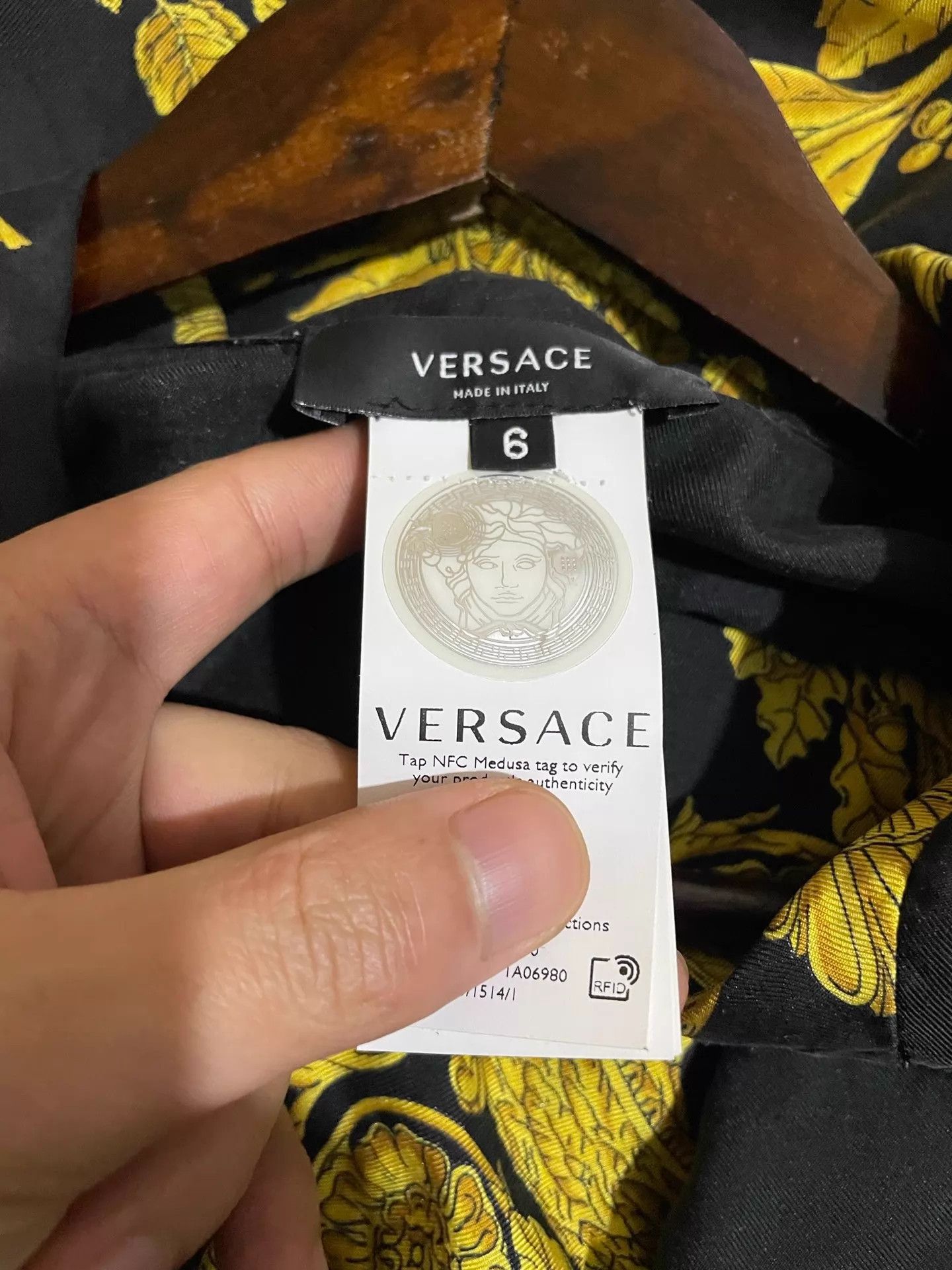 Bottega Veneta Versace Silk Shirt Black Gold Baroque Runway Limited 2XL Size US XXL / EU 58 / 5 - 7 Thumbnail