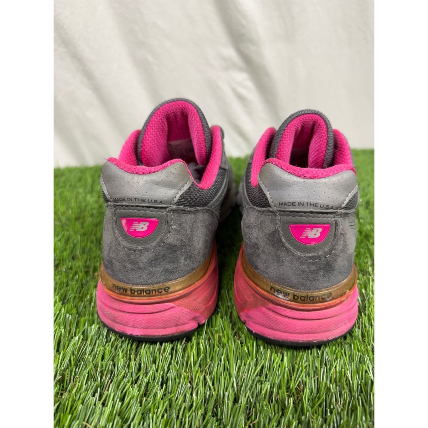 New Balance New Balance 990 V4 Womens Size 9.5 Gray mens 8 Running Shoes Size US 9.5 / IT 39.5 - 3 Thumbnail