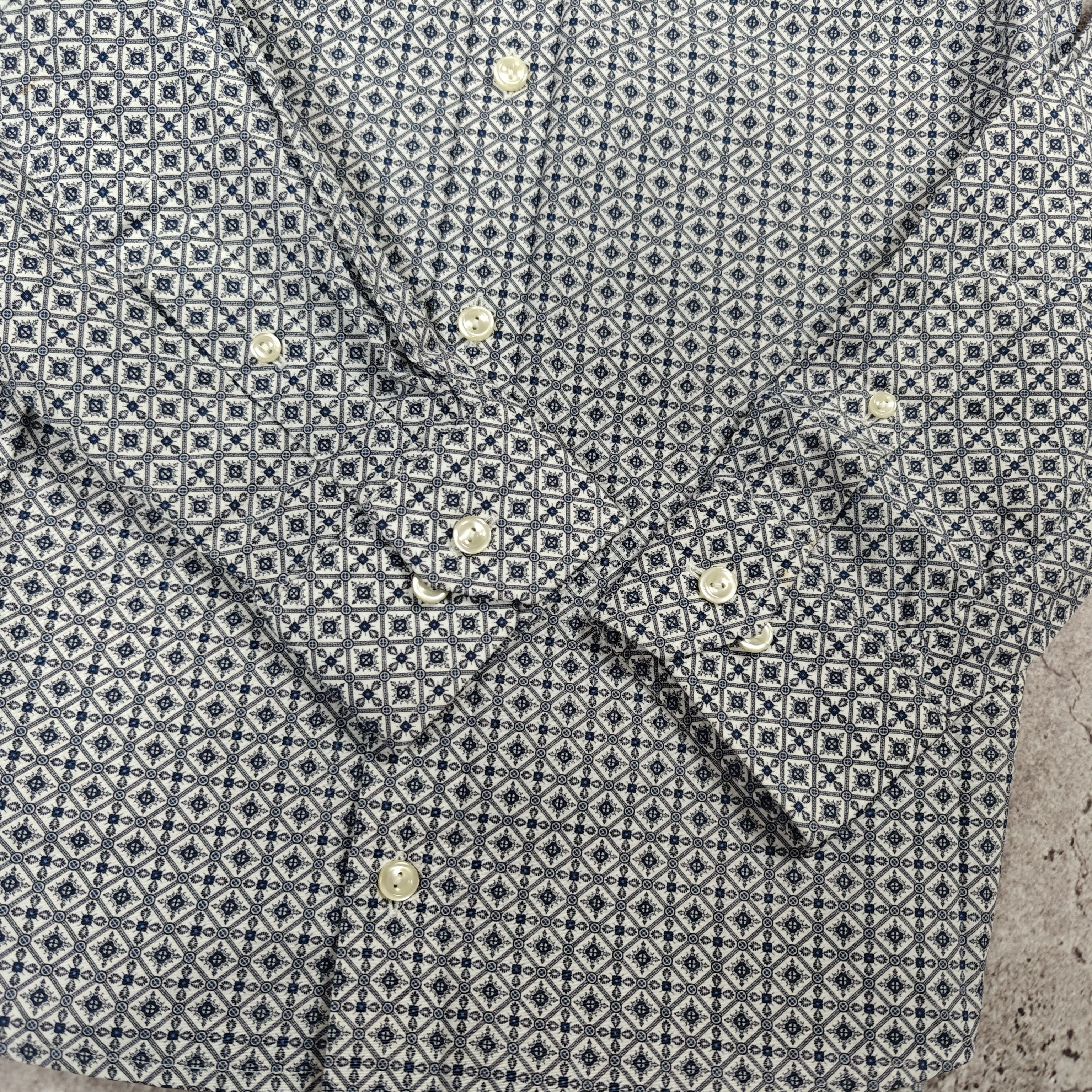 Eton Eton Shirt Ornament Button size 38/15 (S) Size US S / EU 44-46 / 1 - 4 Thumbnail