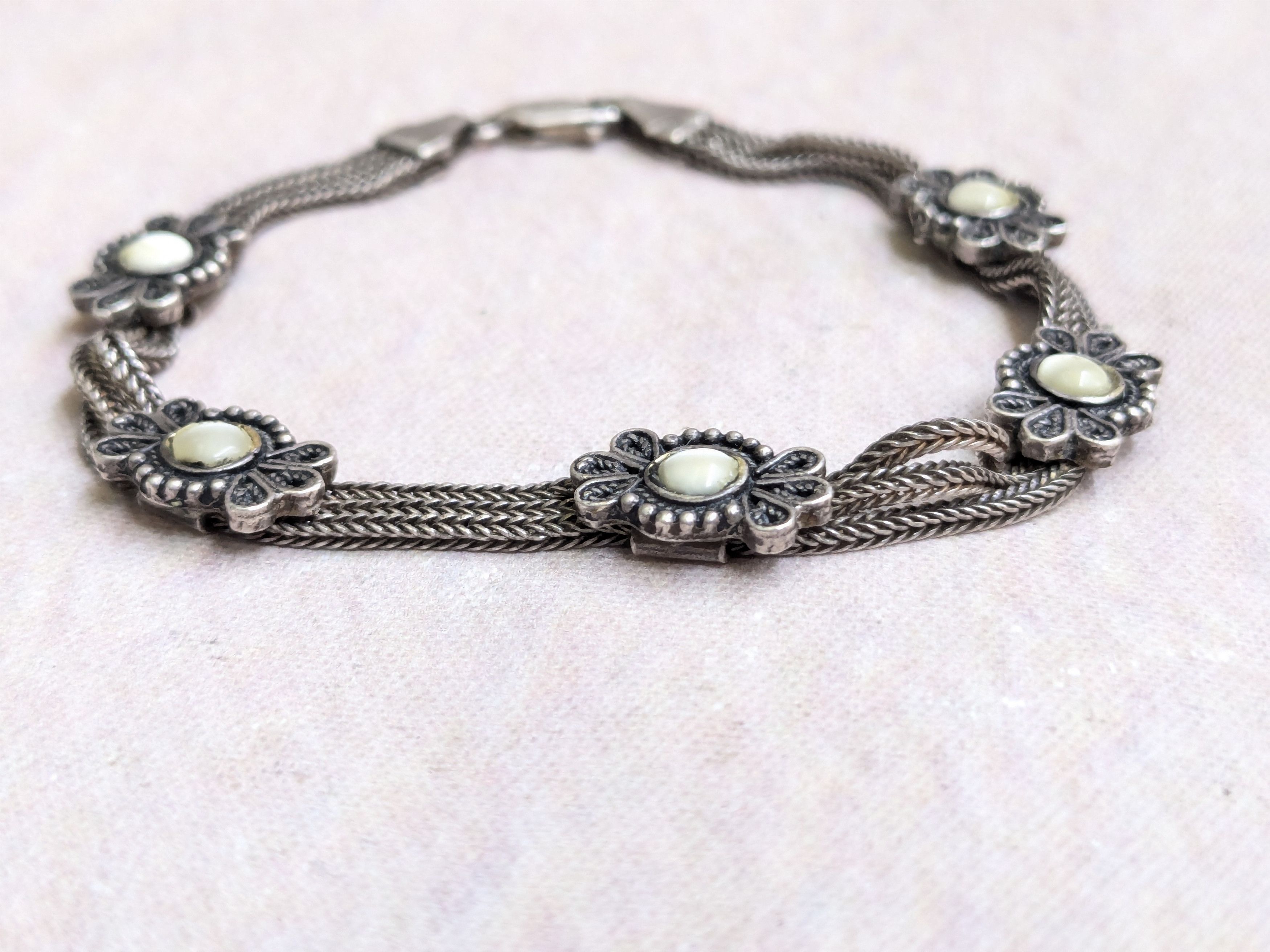 Jewelry Vintage Sterling Silver Bracelet Flower 7.5 Size ONE SIZE - 7 Thumbnail