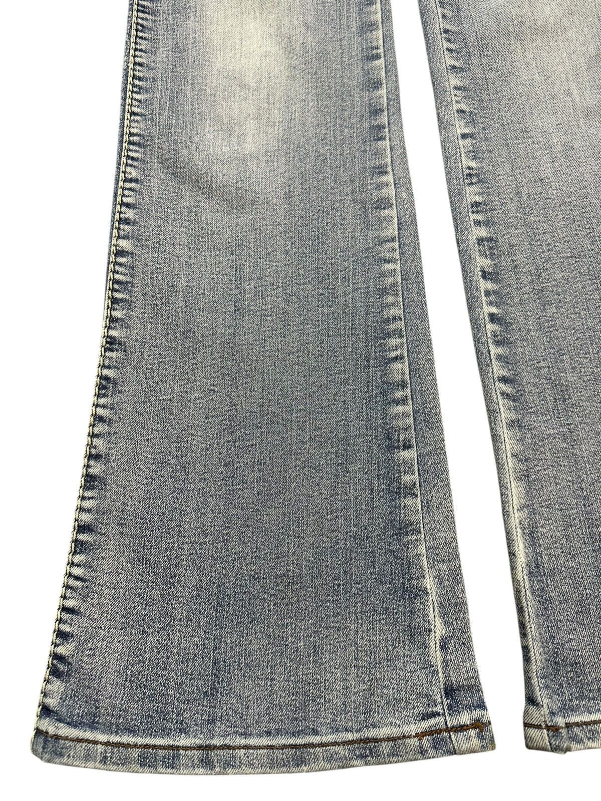 Hysteric Glamour Vintage Japanese Brand Blue Faded Wash Style Flare Jeans Size US 32 / EU 48 - 7 Thumbnail