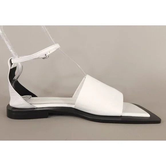 Other Flat Apartment Chain Strap Sandals Size 38 8 Women's White Size US 8 / IT 38 - 12 Thumbnail