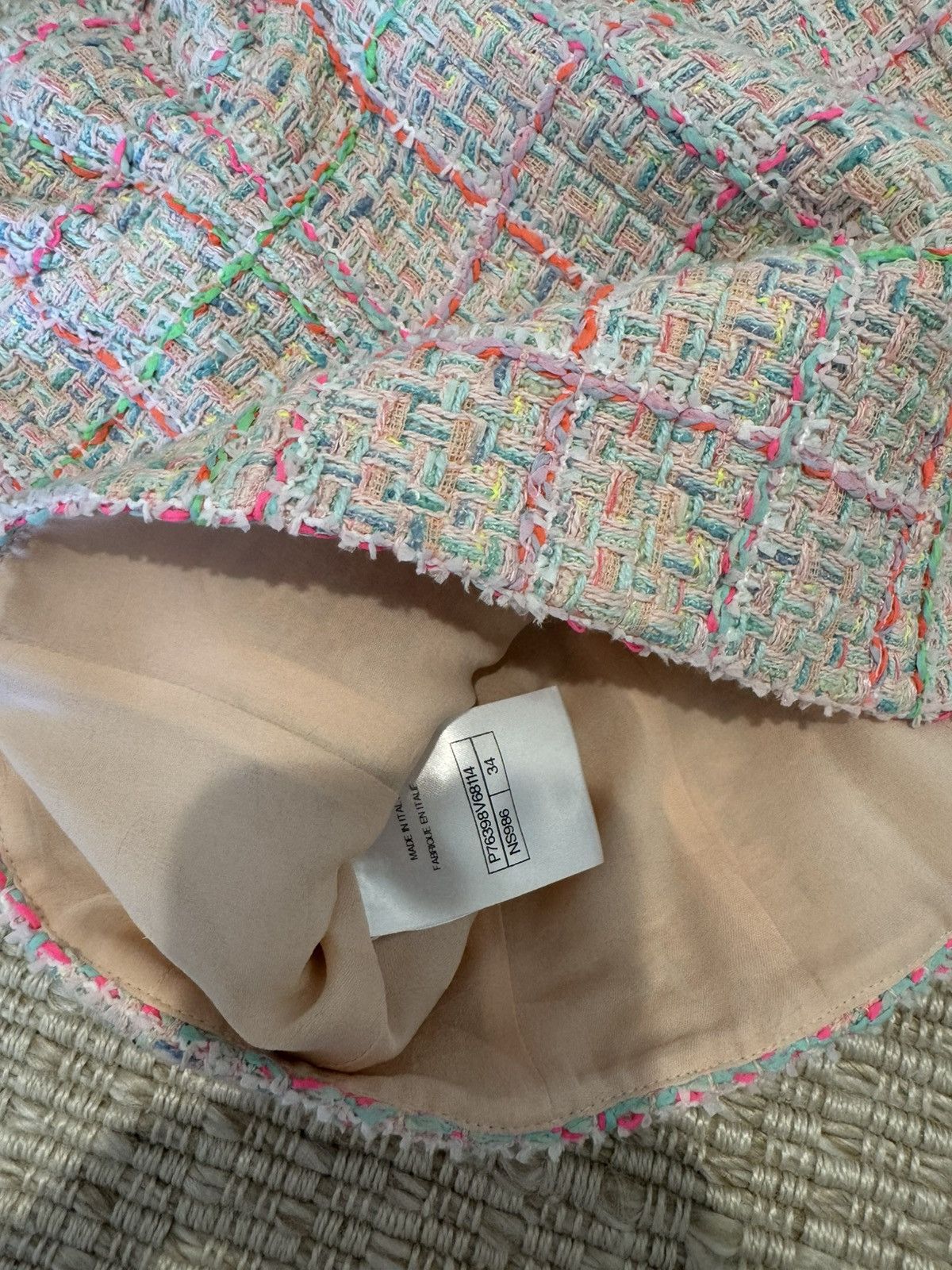 Chanel Chanel 24C tweed top size 34 Size XS / US 0-2 / IT 36-38 - 7 Thumbnail