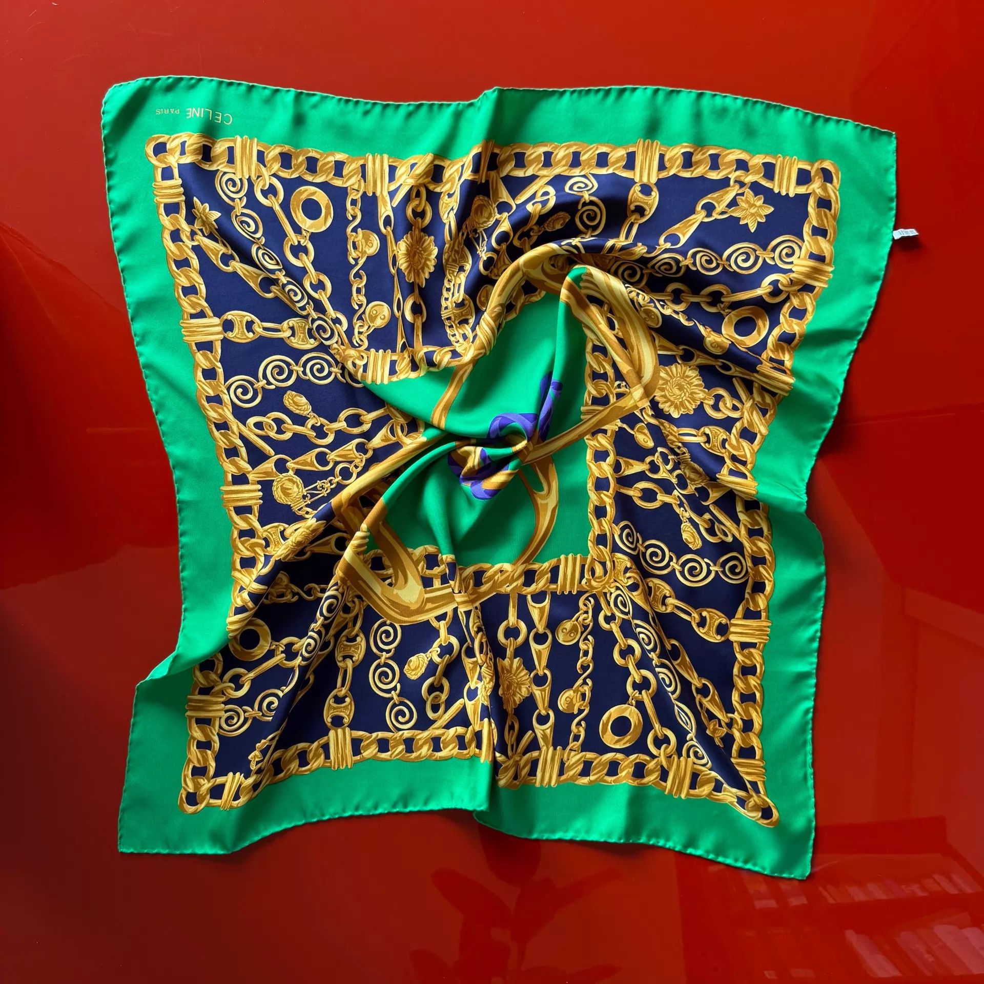 Celine Celine Vintage Green Link Triomphe Stirrup Silk 90 Size ONE SIZE - 1 Thumbnail