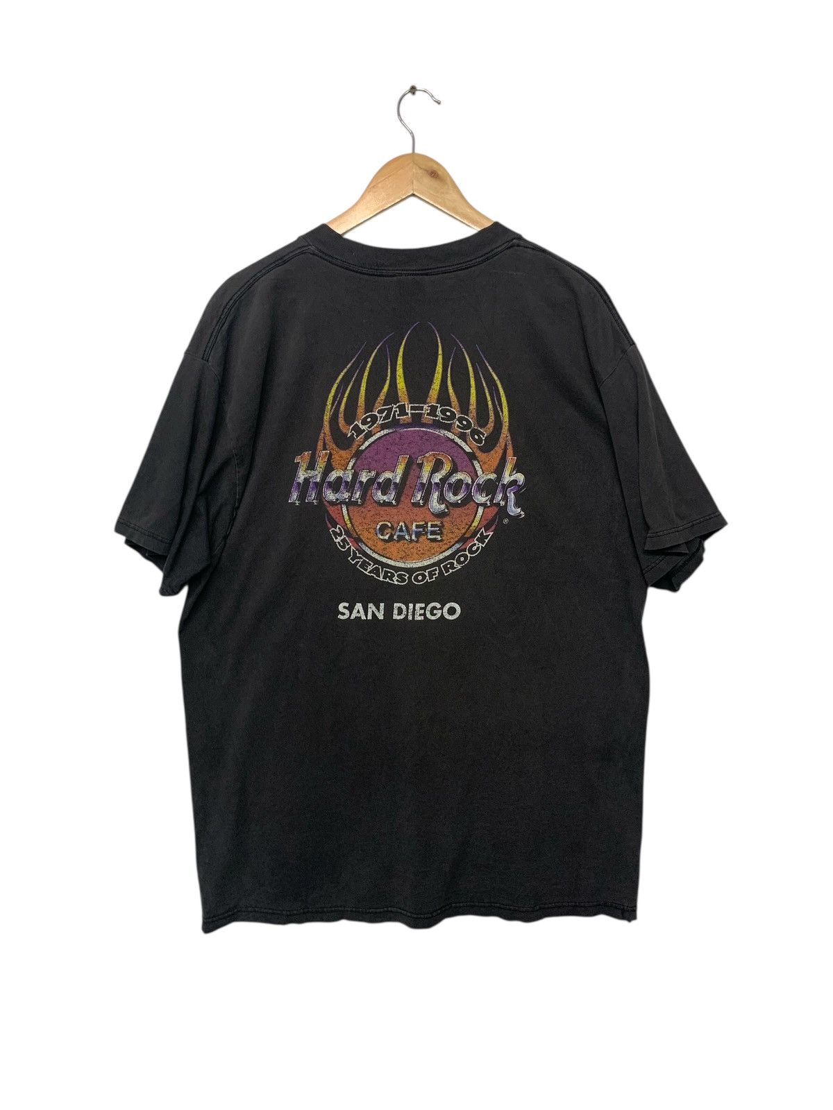 Hard Rock Cafe Vintage 90's Hard Rock Cafe San Diego 15 Years Rock T Shirt Size US XL / EU 56 / 4 - 1 Thumbnail