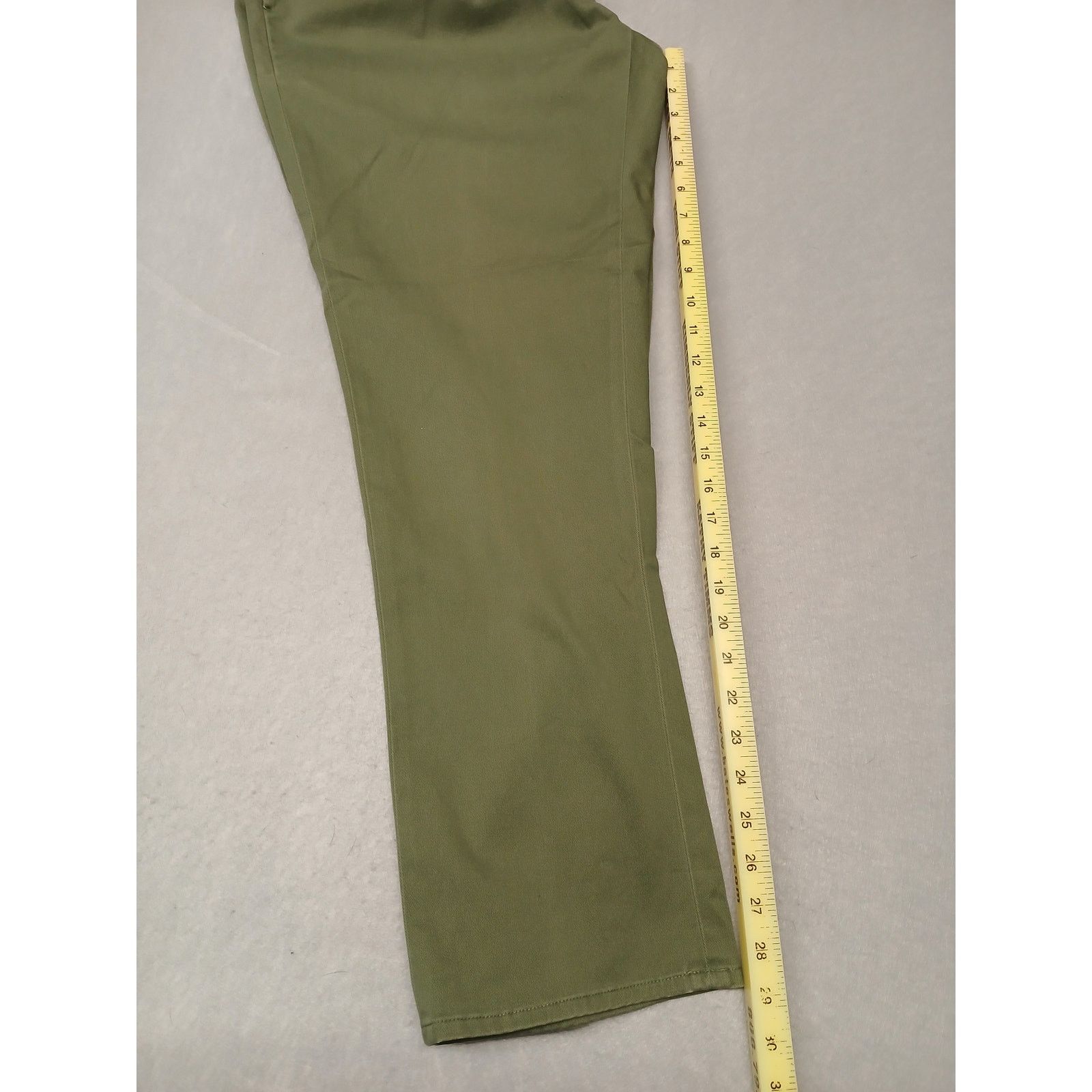 Daniel Cremieux Daniel Cremieux (38x30) Green Khaki Cotton Blend Pants Size US 38 / EU 54 - 2 Thumbnail
