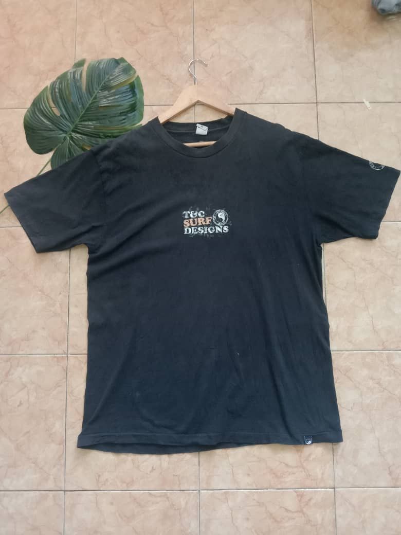 Vintage single stich nice faded T&C Surf Designs Surfwear Big Logo Size US L / EU 52-54 / 3 - 11 Thumbnail