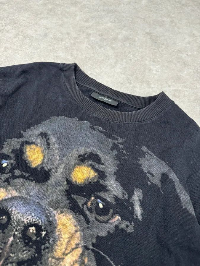 Givenchy AW2014 Givenchy Black Rottweiler Dog Crewneck Sweater by ...