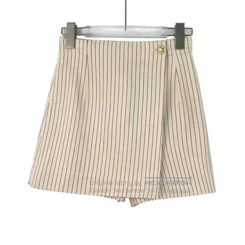 Dior Dior Ivory Cotton Women's Shorts . Size 22" - 1 Thumbnail