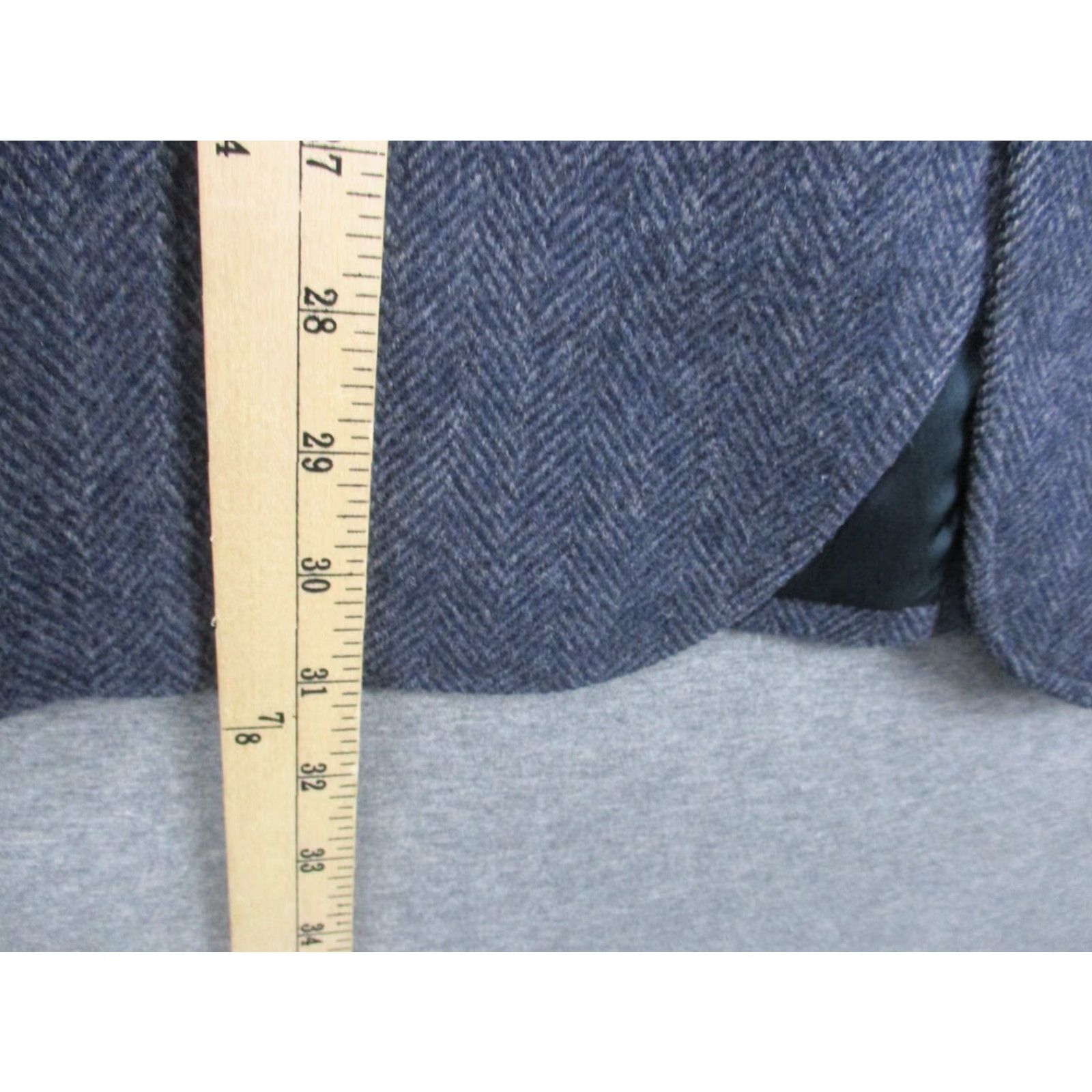 Pendleton Pendleton Blazer Sport Coat Jacket 42 Blue Gray Wool Herringbone Tweed Notch Long Single-Breasted Mens Vintage 42 Big & Tall Size 42R - 3 Thumbnail