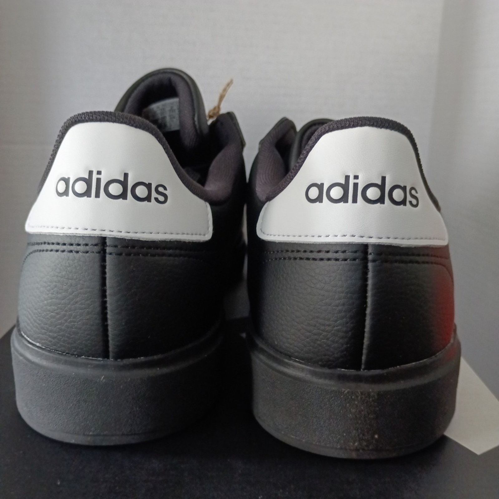 Adidas Adidas Grand Court 2.0 Black/White Men’s Size 11 JR0546 Size US 11 / EU 44 - 4 Thumbnail
