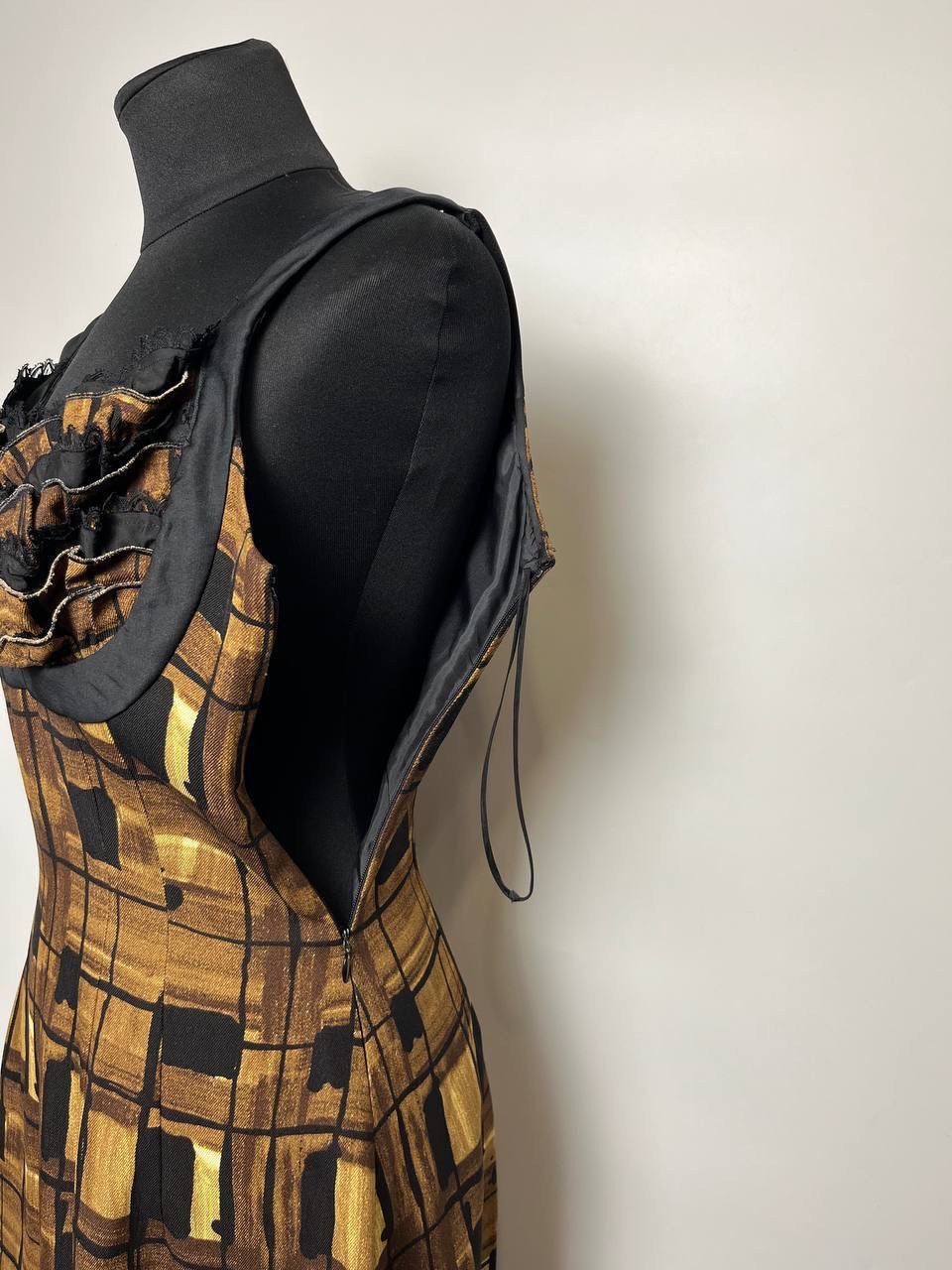 Prada Prada Luxury Ruffle Trim Printed Rare Dress Size S / US 4 / IT 40 - 4 Thumbnail