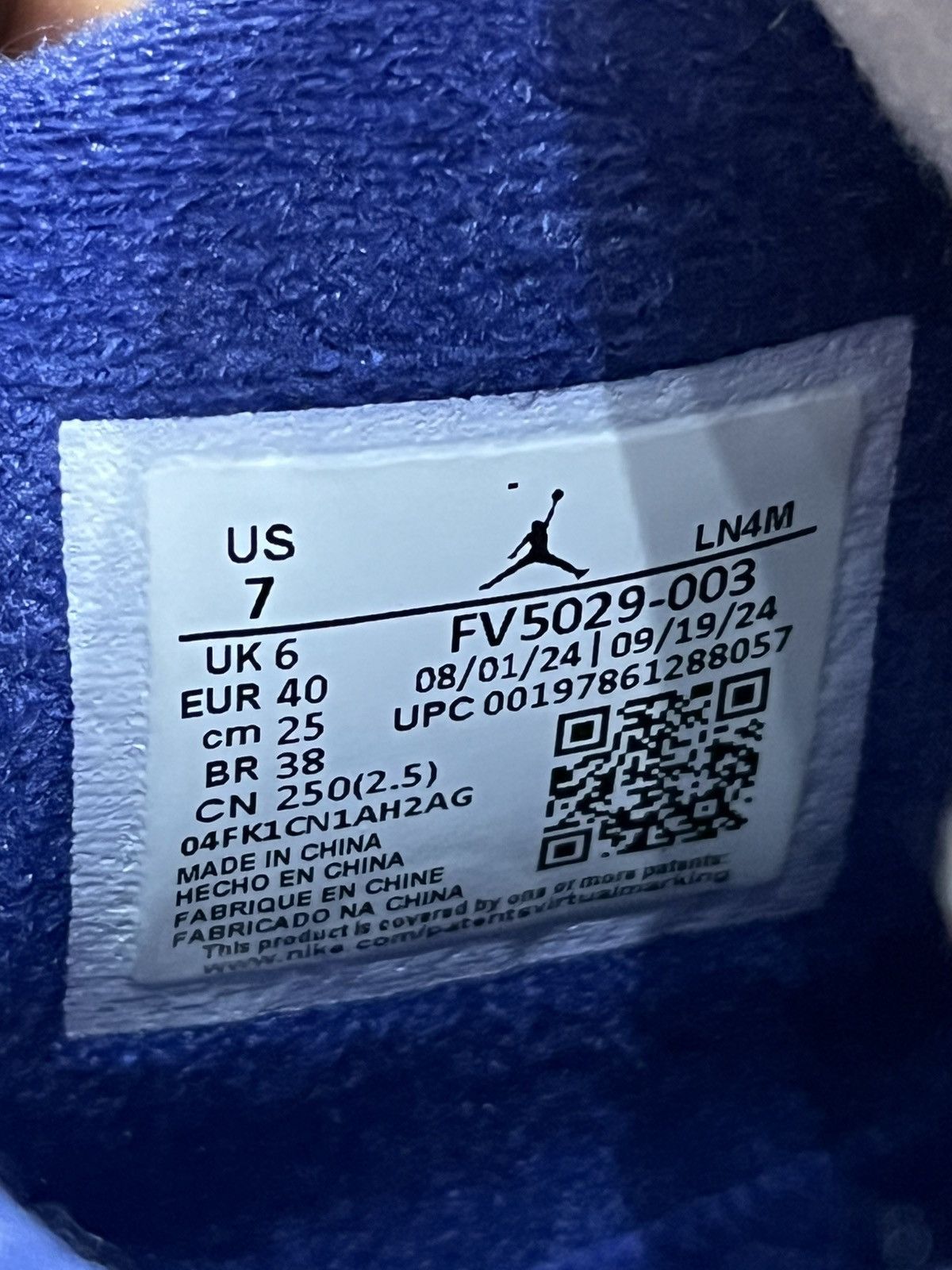 Jordan Brand × Nike Air Jordan 4 Rare Air Size US 7 / EU 40 - 9 Thumbnail