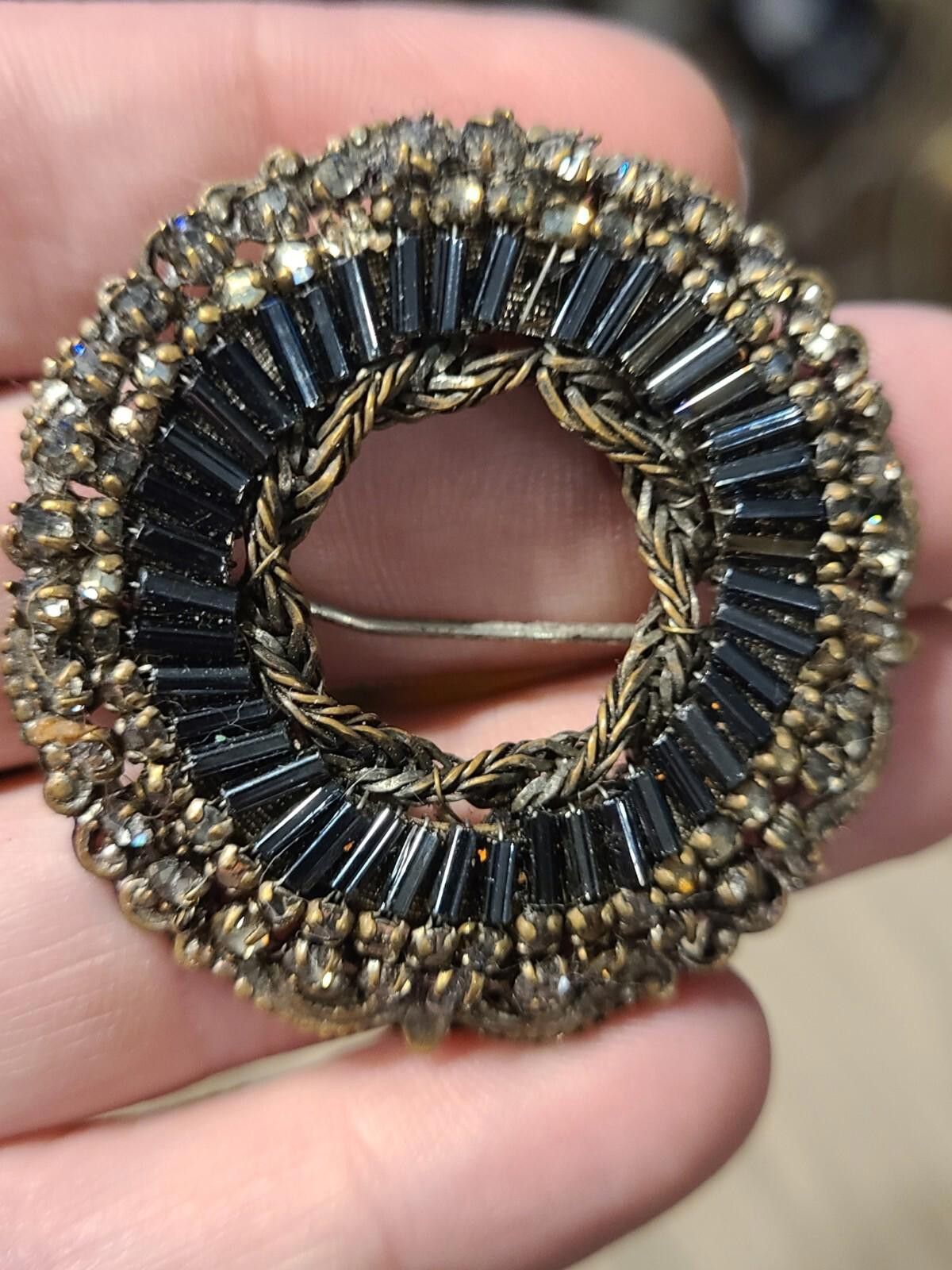 Other Vintage Miriam Haskell Brooch Grey Bugle Beads Paste Size ONE SIZE - 1 Thumbnail