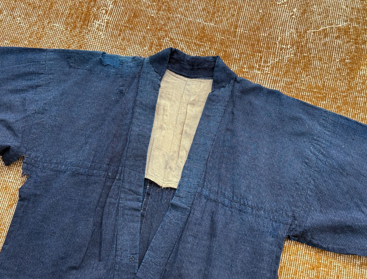 Vintage Vintage Japanese Mid-sleeved Kimono Hanten Indigo Distressed Size US S / EU 44-46 / 1 - 4 Thumbnail