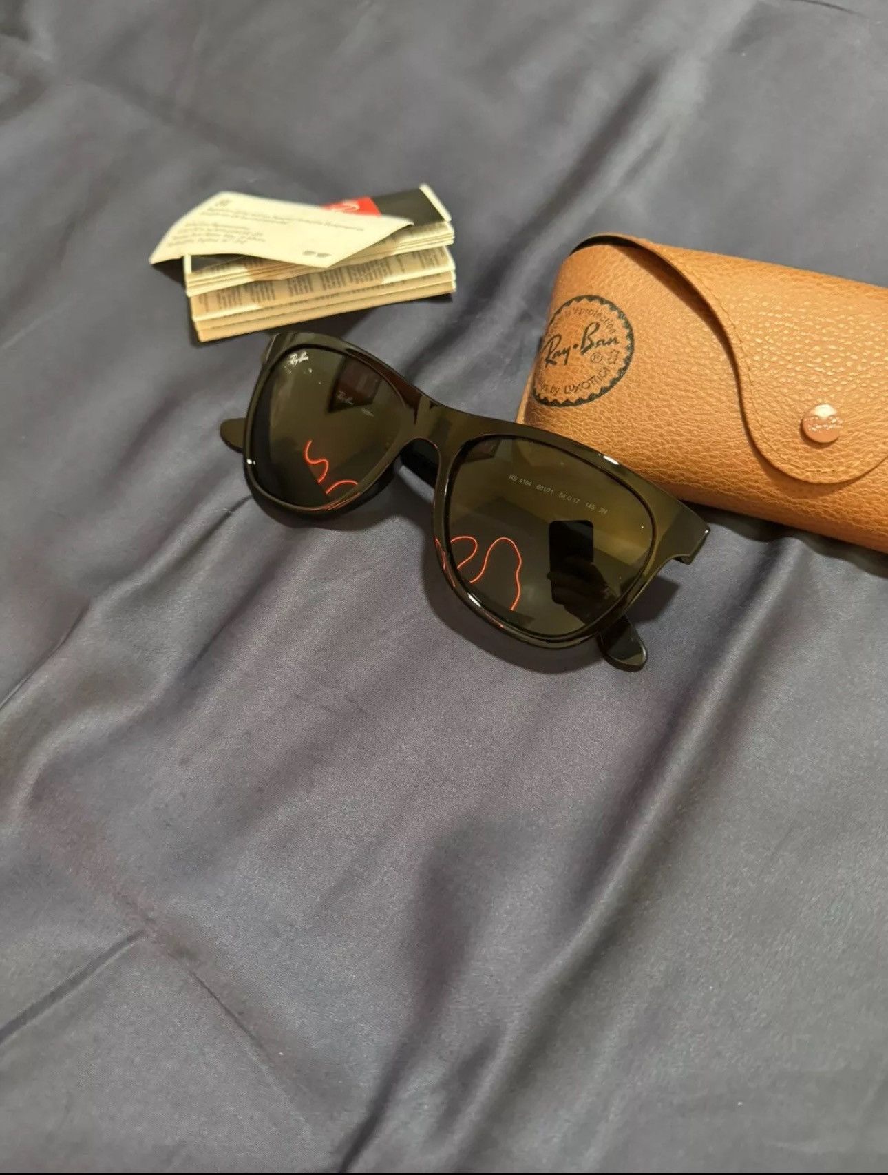 RayBan New Ray-Ban RB4184 601/71 Polished Black / gray Lens Size ONE SIZE - 2 Thumbnail