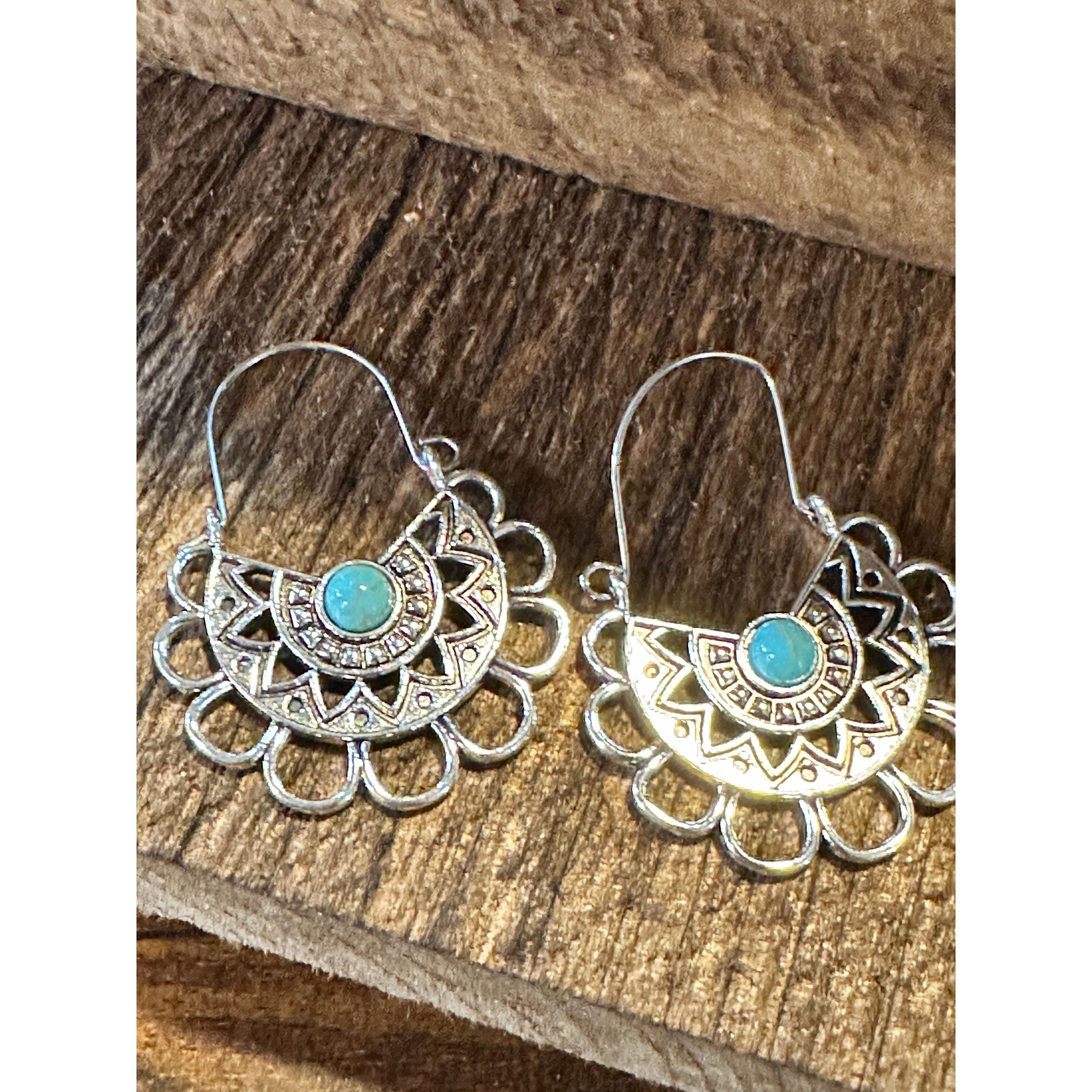 Other Boho Vintage Chic Southwestern Lace Dangle Wire Earrings, Si Size ONE SIZE - 3 Thumbnail