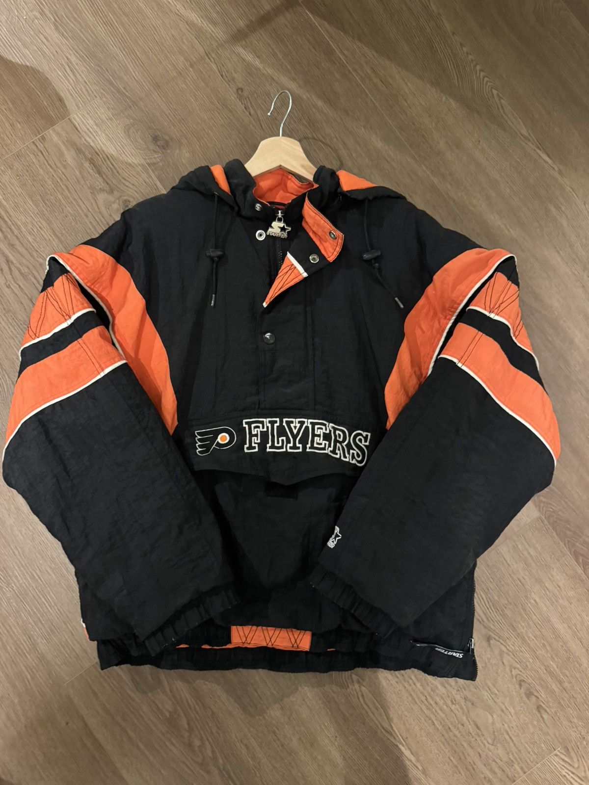 Starter 90s Starter NHL Philadelphia Flyers Black Jacket Size L Size US L / EU 52-54 / 3 - 1 Thumbnail