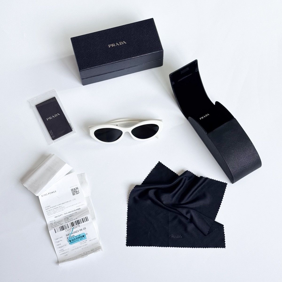Prada Oval-Frame Sunglasses Size ONE SIZE - 16 Thumbnail