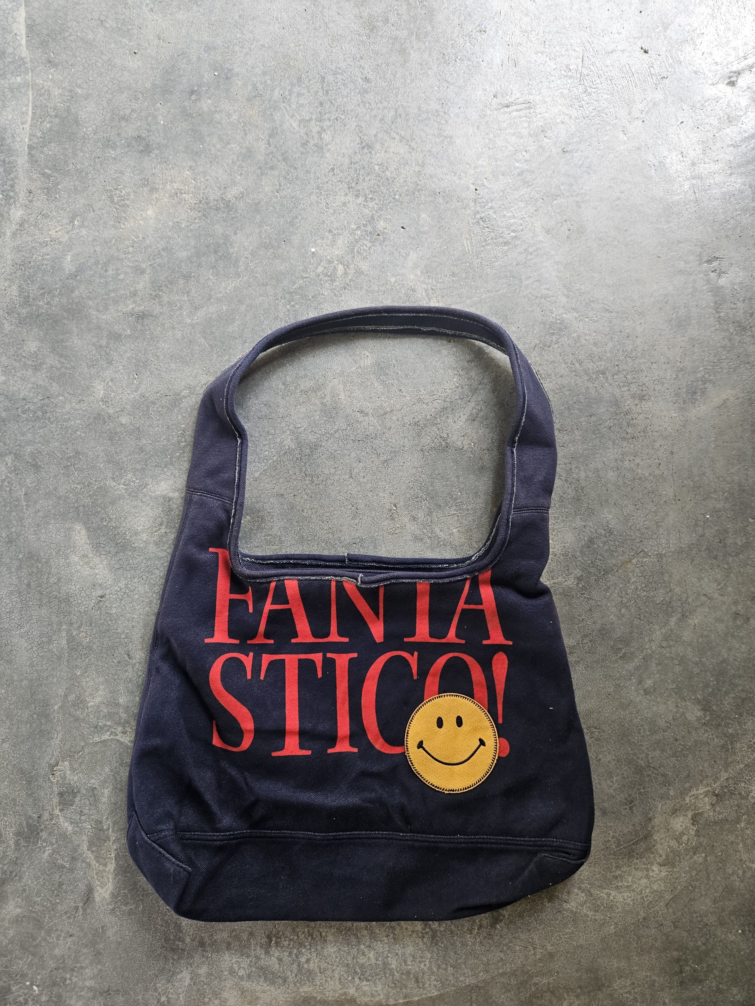 Japanese Brand × Le Grande Bleu (L.G.B.) Japanese Brand Fantastic Smile emoji patch Size ONE SIZE - 1 Thumbnail
