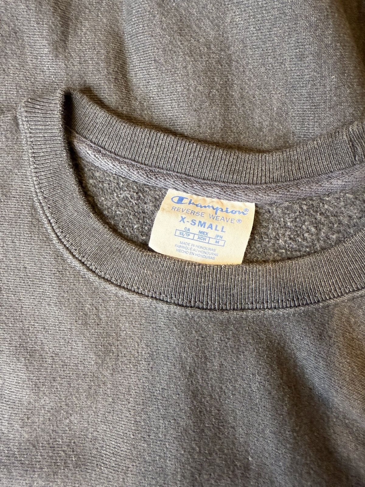Champion × Vintage Vtg Reverse Weave Champion Sweatshirt Size XS / US 0-2 / IT 36-38 - 2 Thumbnail