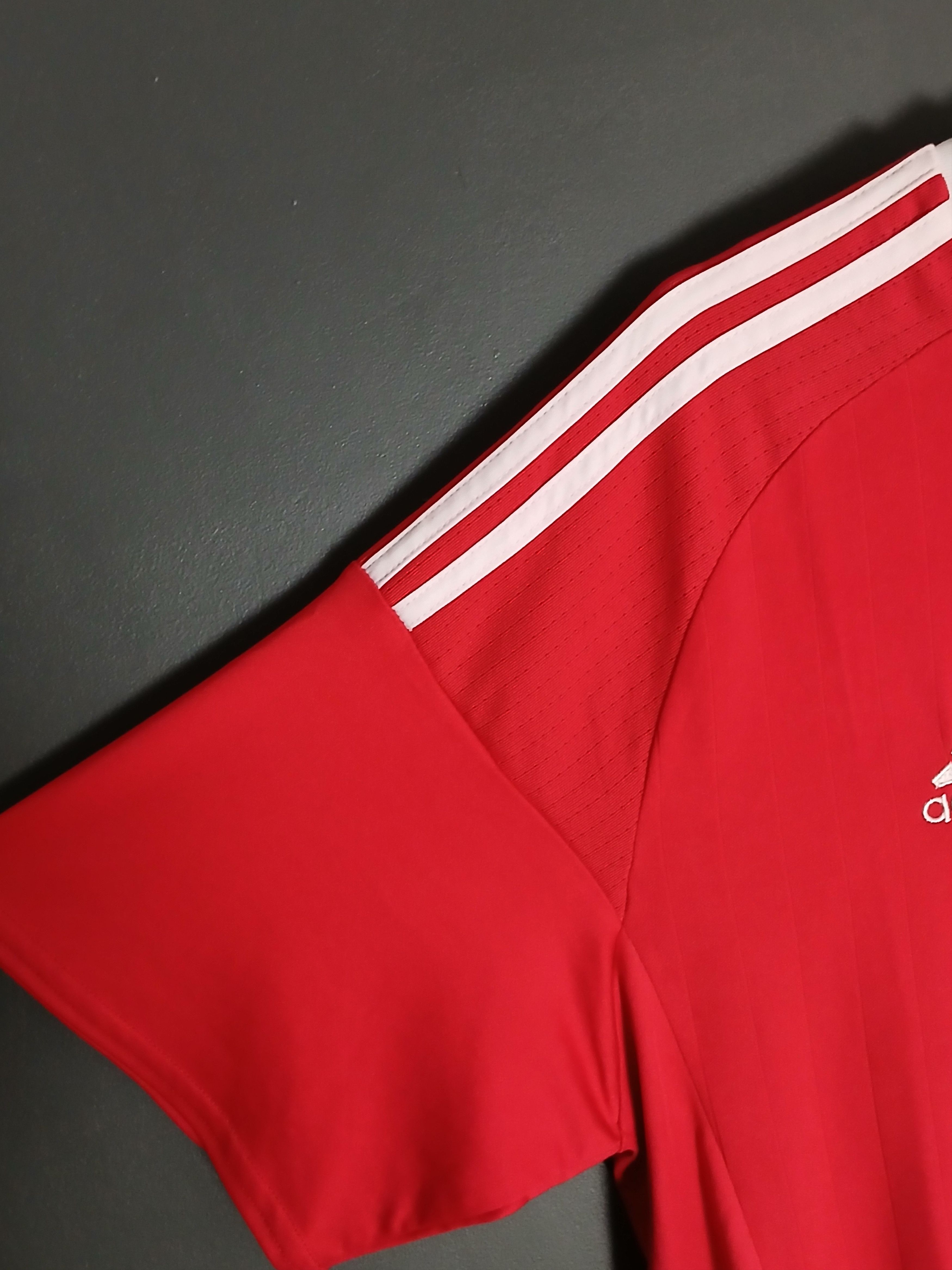 Other Wales National Team 2016/2017 Home Football Jersey T-Shirt Size US XL / EU 56 / 4 - 6 Thumbnail