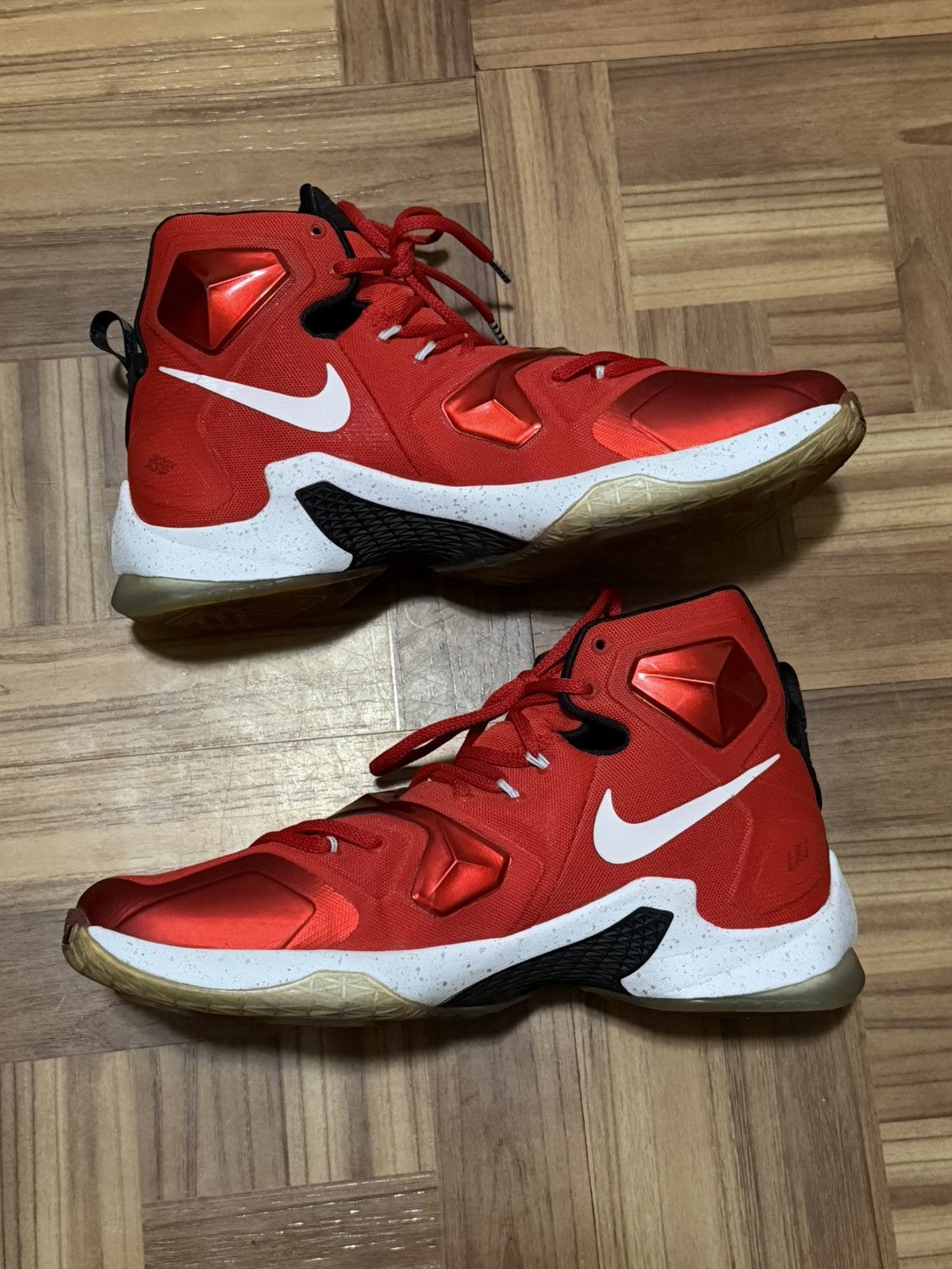 Nike Nike LeBron 13 Away Size US 10.5 / EU 43-44 - 2 Thumbnail