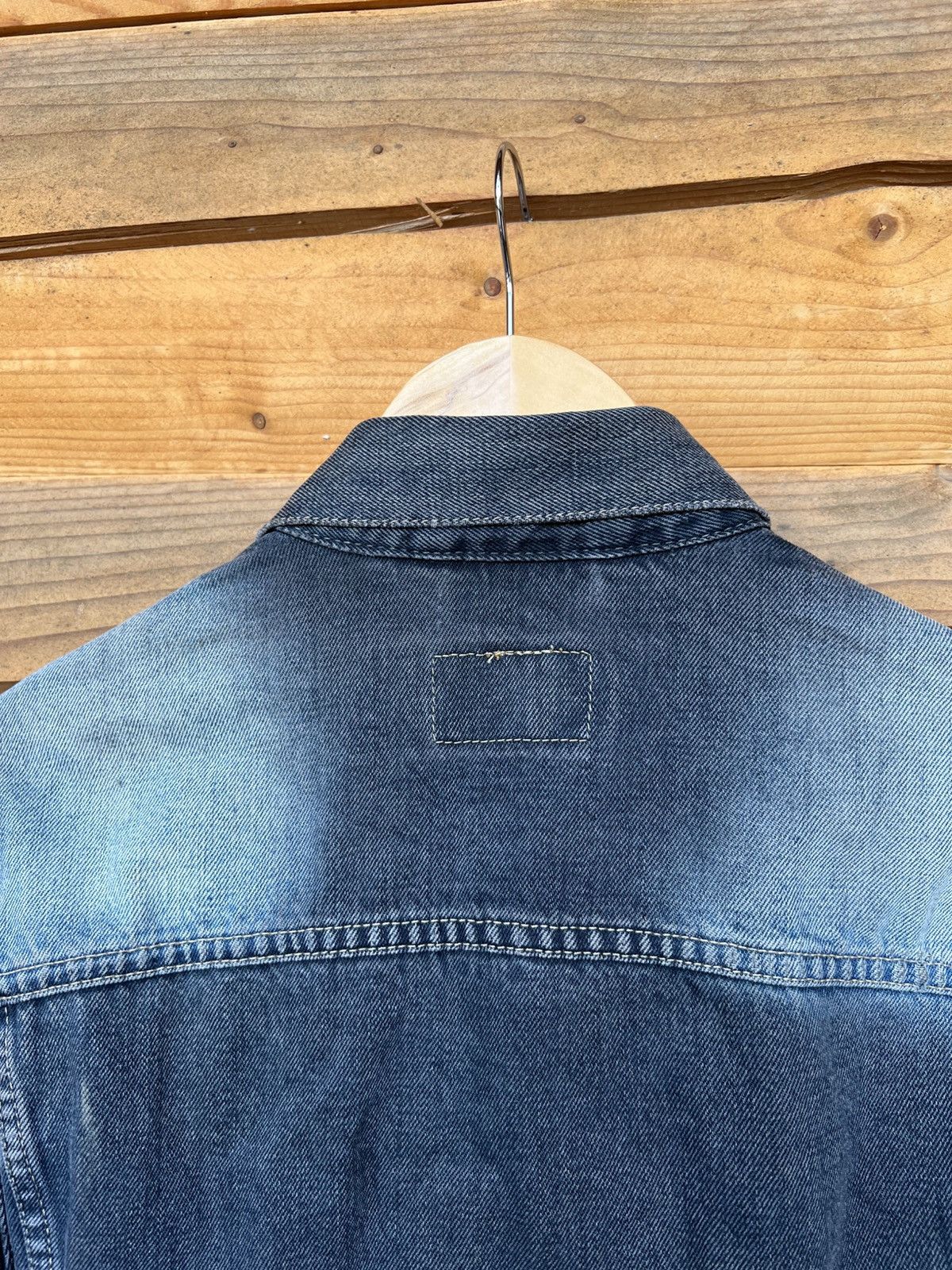 Levi's 90S VINTAGE LEVI’S 70500 OILED CREASE TRUCKER DENIM JACKET Size US L / EU 52-54 / 3 - 15 Thumbnail