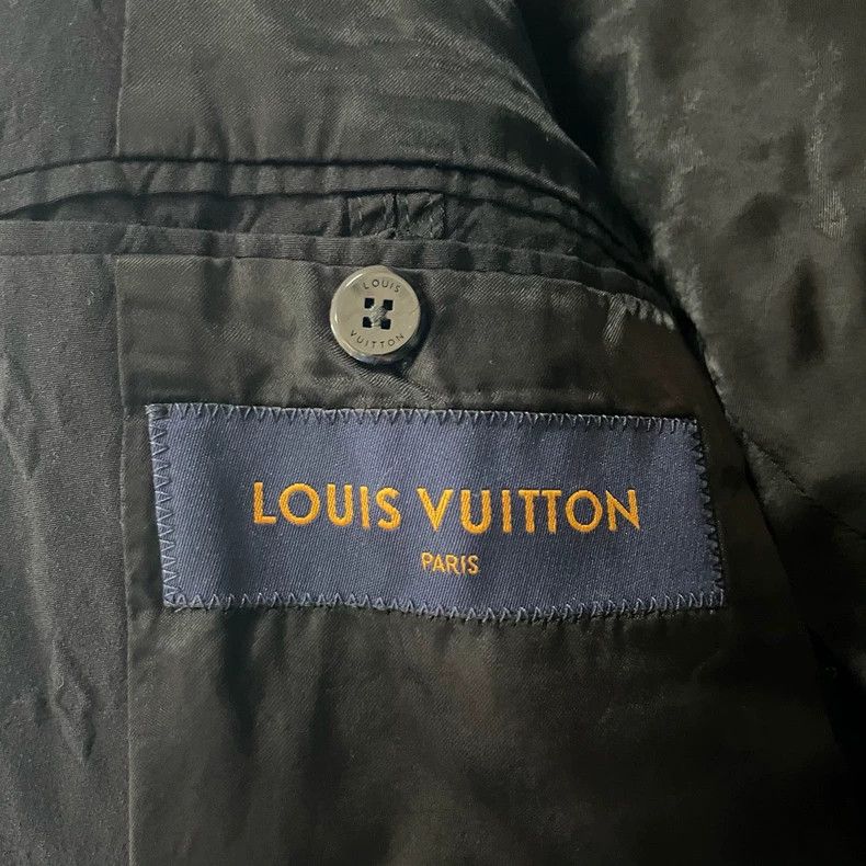 Louis Vuitton Louis Vuitton Black full embossed presbyopic suit 2501-Next Size 48R - 6 Thumbnail