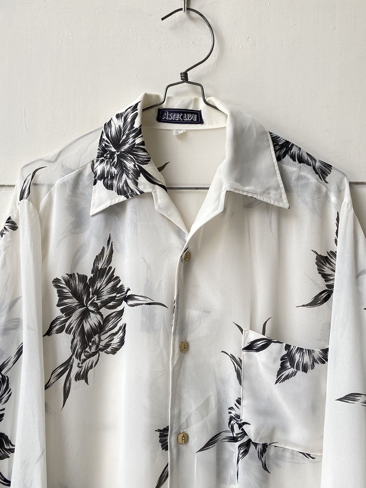Designer × Japanese Brand ASTEC LIVE White Flower Motive Shirt Size US S / EU 44-46 / 1 - 3 Thumbnail