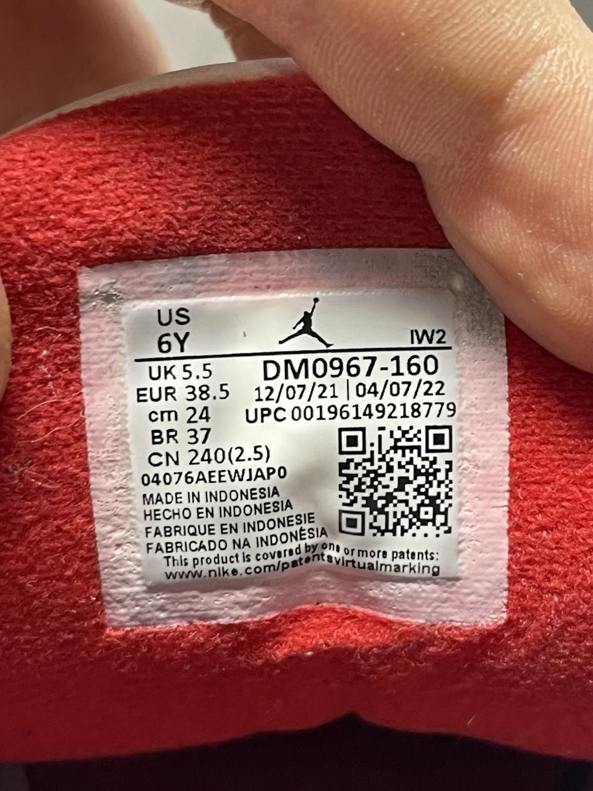 Nike Air Jordan 3 Fire Red Kids Size 6Y GS Nike Red White 2022 Size US 6 / EU 39 - 10 Thumbnail