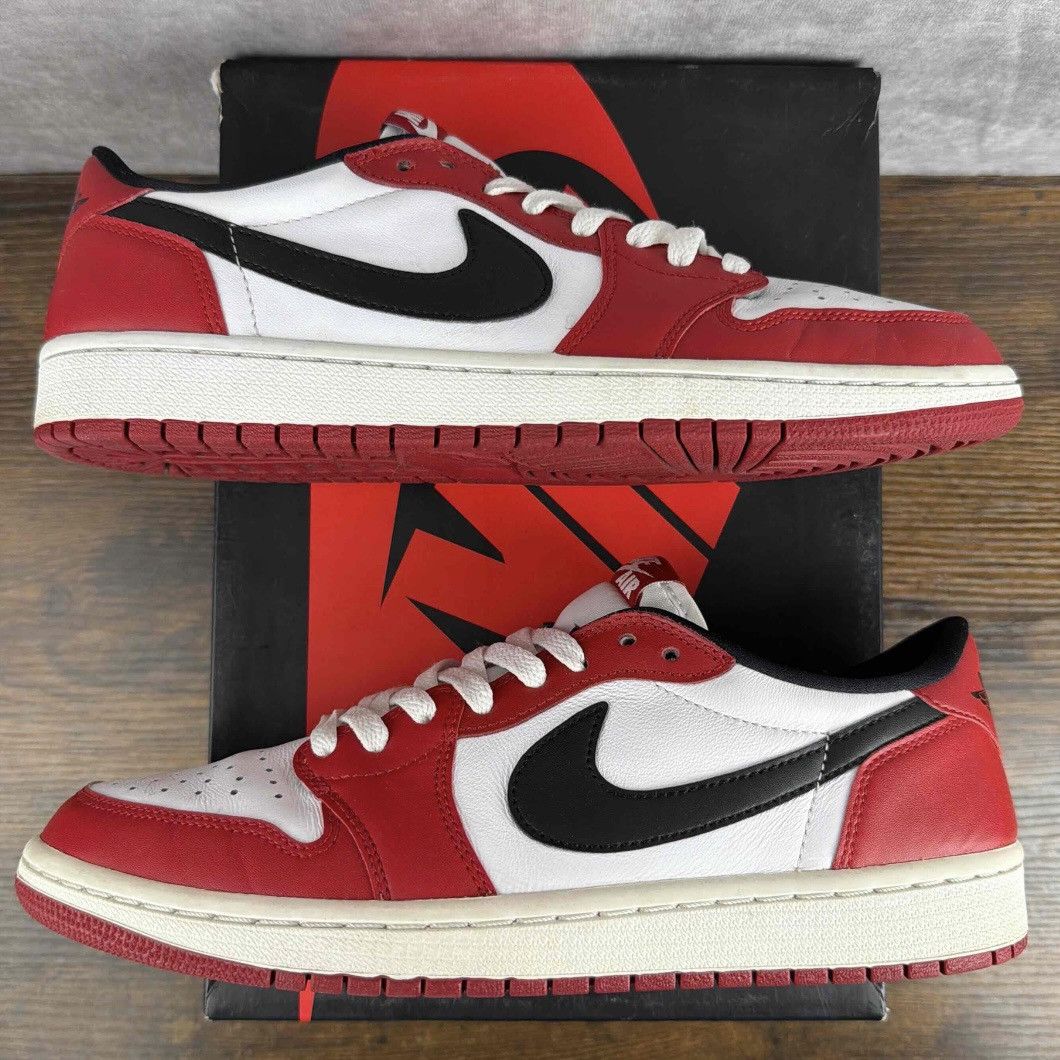 Jordan Brand Air Jordan 1 Retro Low OG Chicago 2016 Size 9.5 705329-600 Size US 9.5 / EU 42-43 - 3 Thumbnail