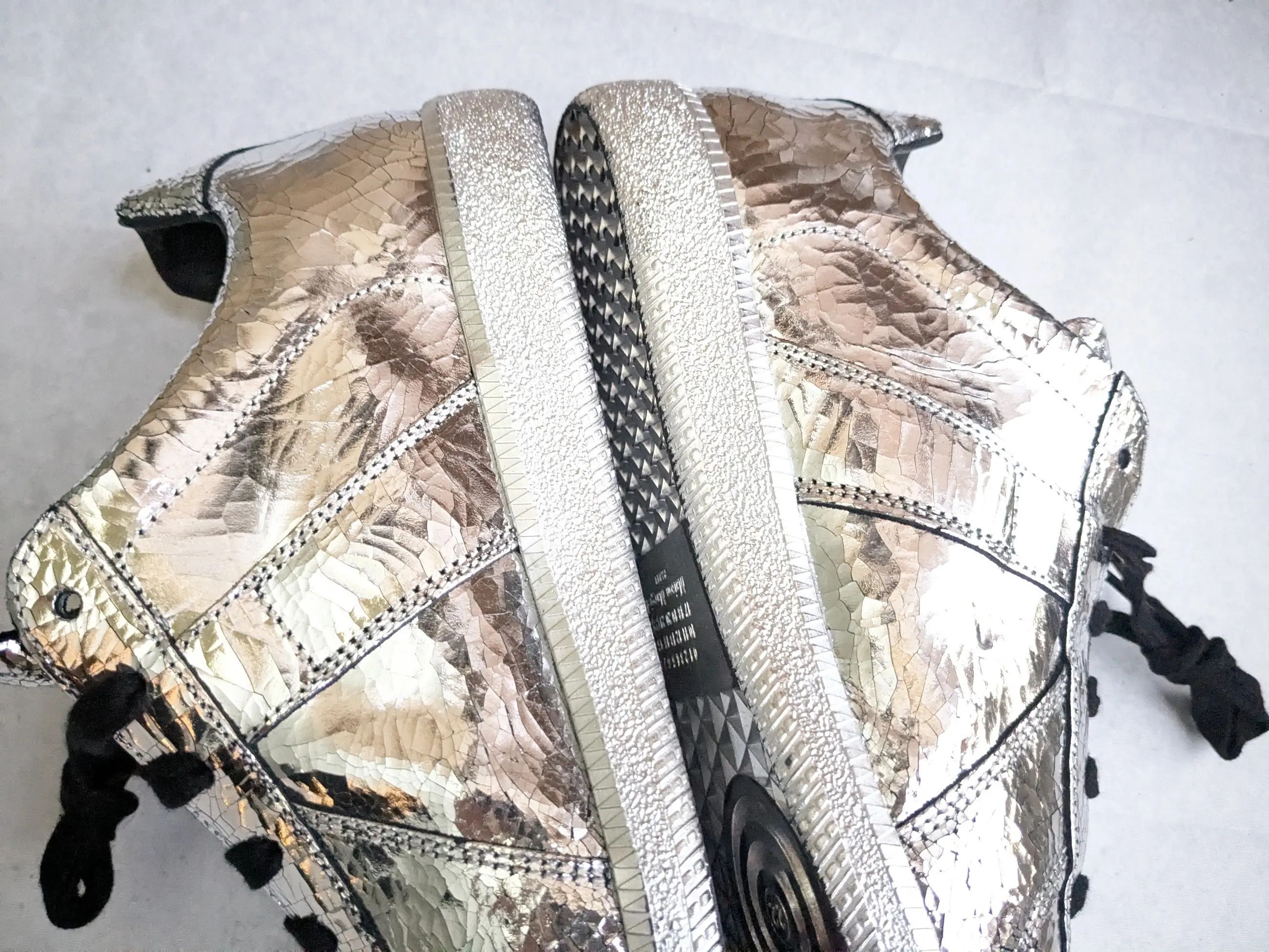 Maison Margiela Maison Margiela Replica GAT Silver 10 43 Low Tops Black Size US 10 / EU 43 - 10 Thumbnail