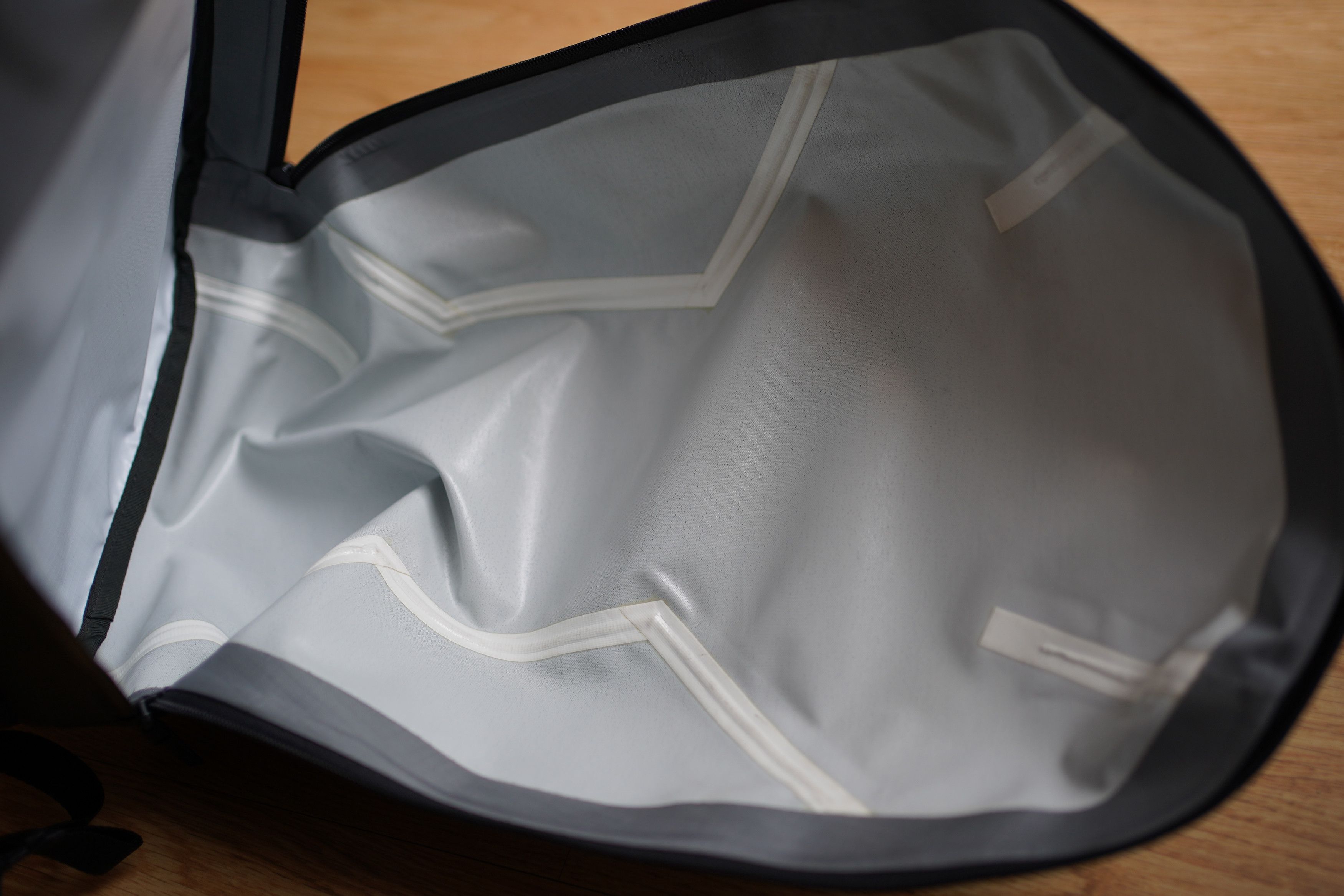 Veilance Arc'teryx Veilance Nomin Pack V2 Size ONE SIZE - 7 Thumbnail