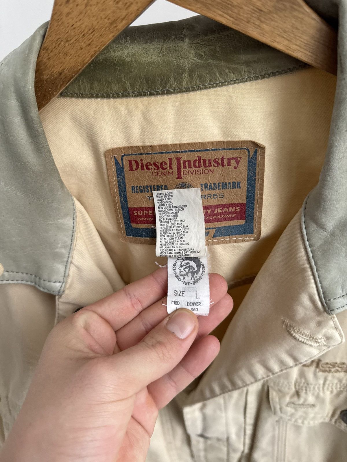 Diesel Vintage Diesel 90s Workwear Beige Utility Canvas Button-Up Size US L / EU 52-54 / 3 - 8 Thumbnail