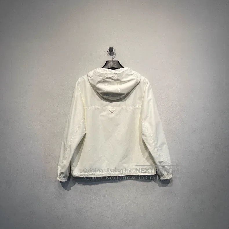 Louis Vuitton Louis Vuitton Full logo printed double-sided jacket Size US M / EU 48-50 / 2 - 2 Thumbnail