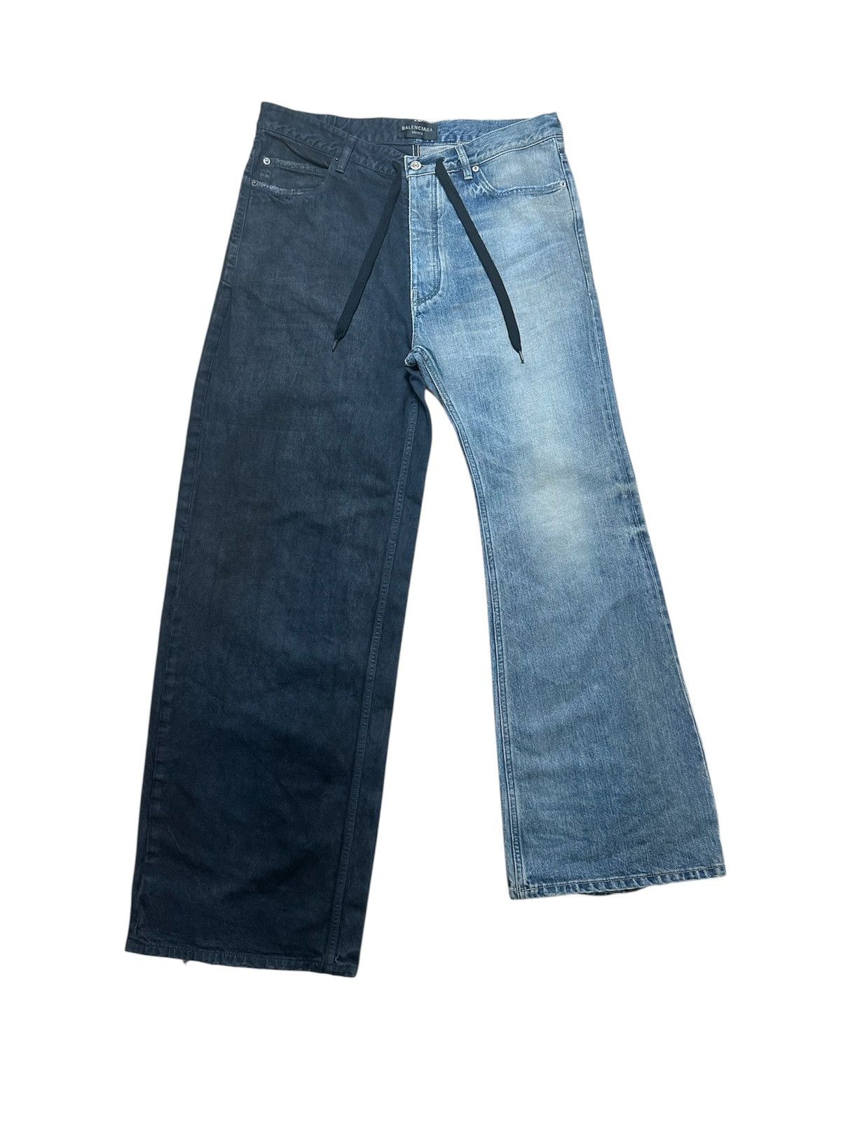 デニム・ジーパン BALENCIAGA Jeans Black Balenciaga [SOLD] Balenciaga Cut-Up Baggy Denim Black M BNWT