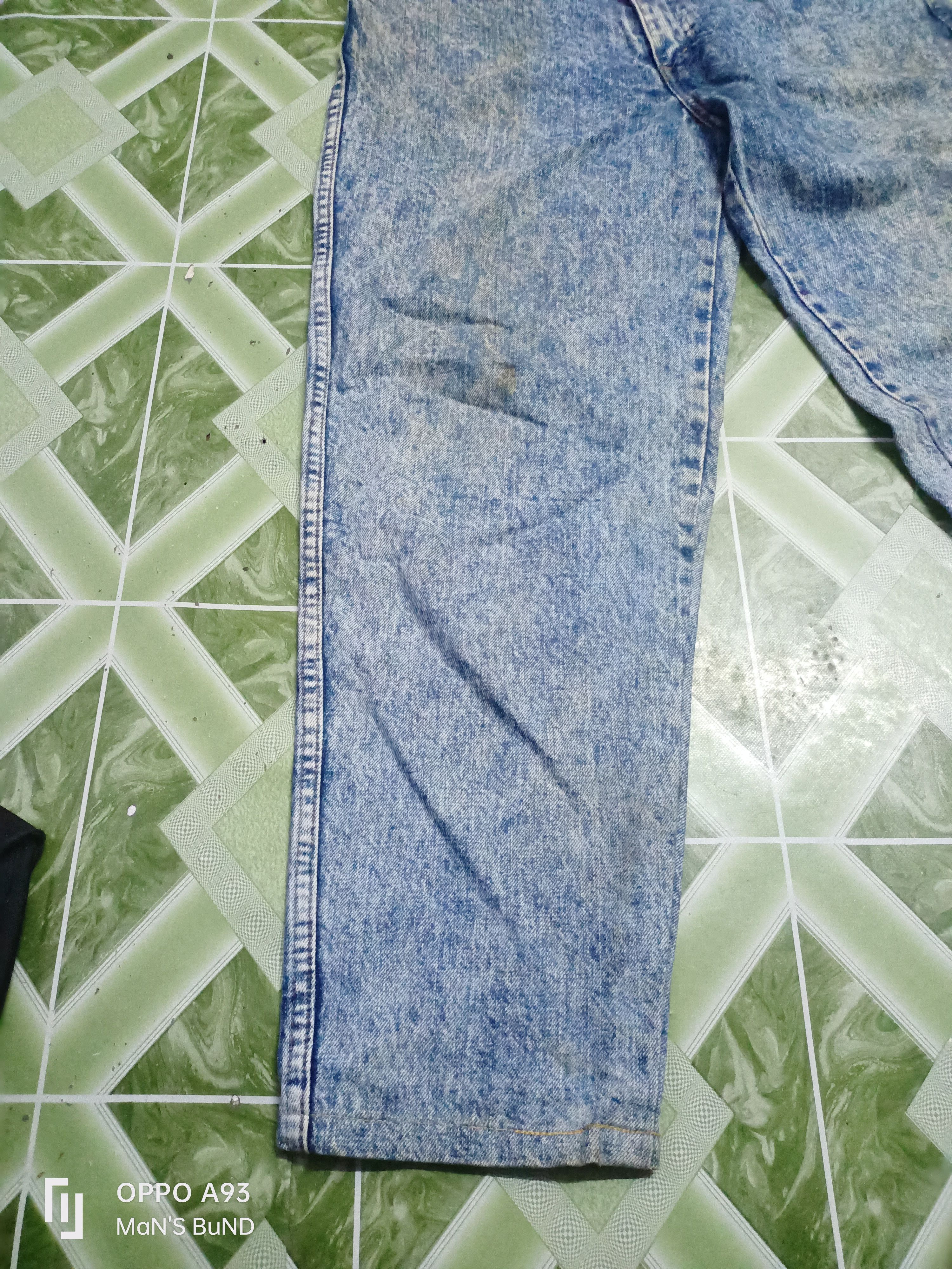 Levi's Vintage Clothing Distressed Levi's Acid Wash Size US 33 - 8 Thumbnail